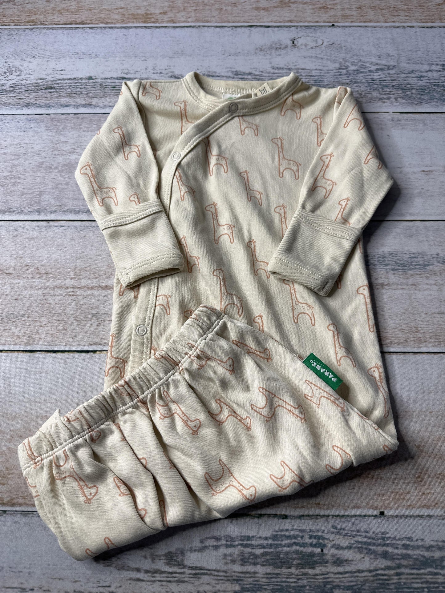 Parade Unisex Sleepsack Size: 0-3 months