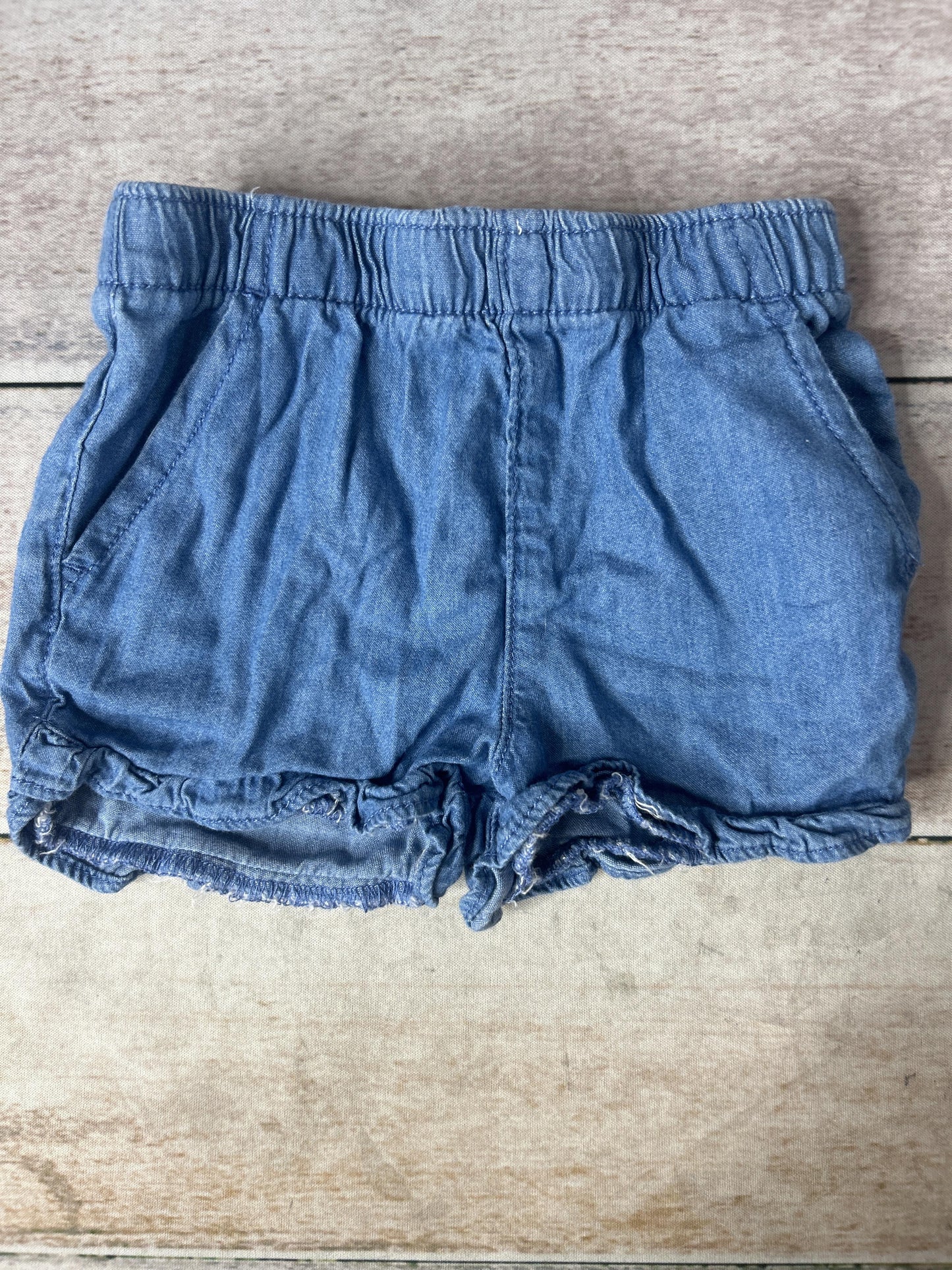 Unisex Shorts Size: 0-3 months
