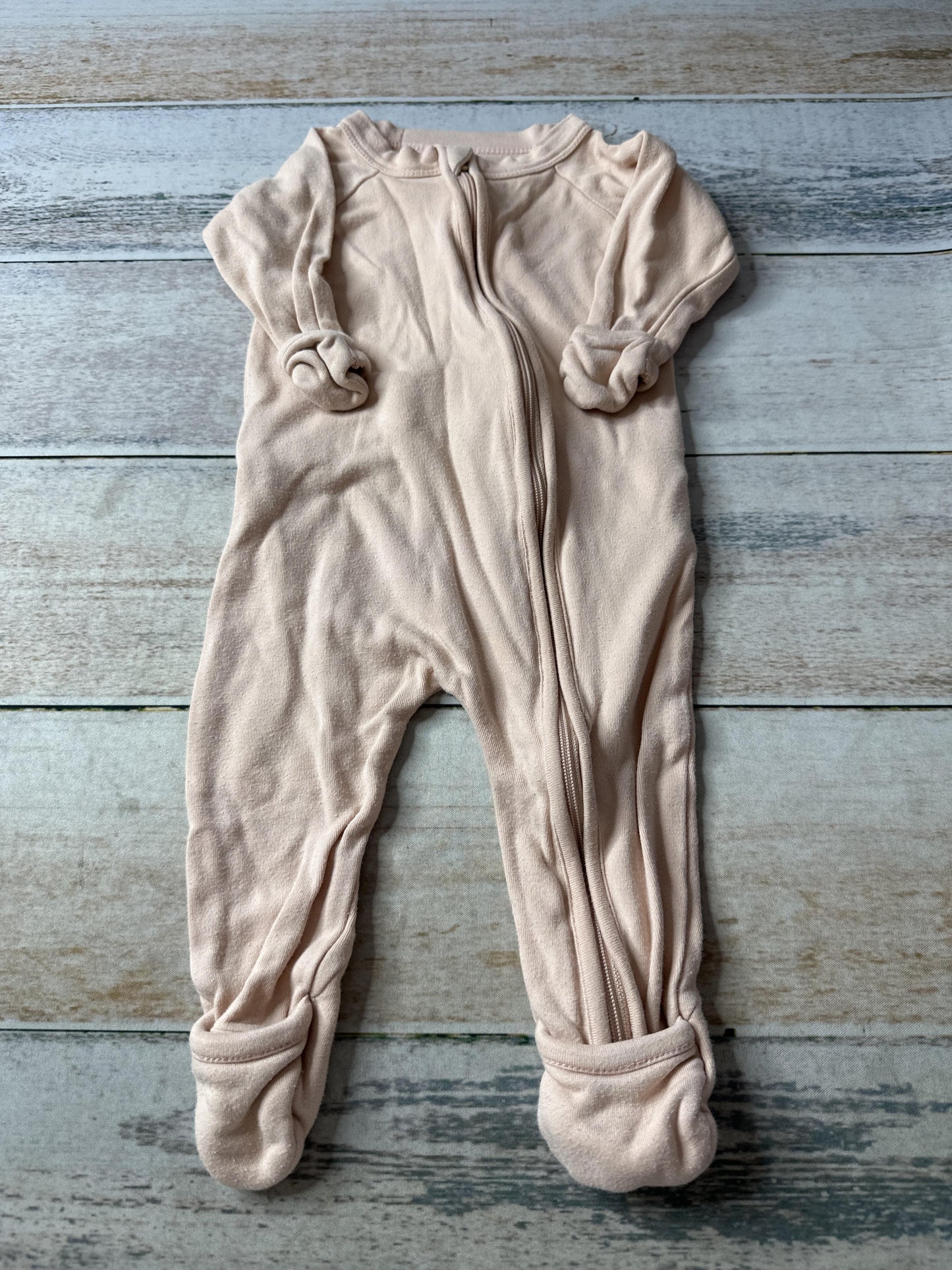 Goumi Unisex Pajamas Size: 0-3 months
