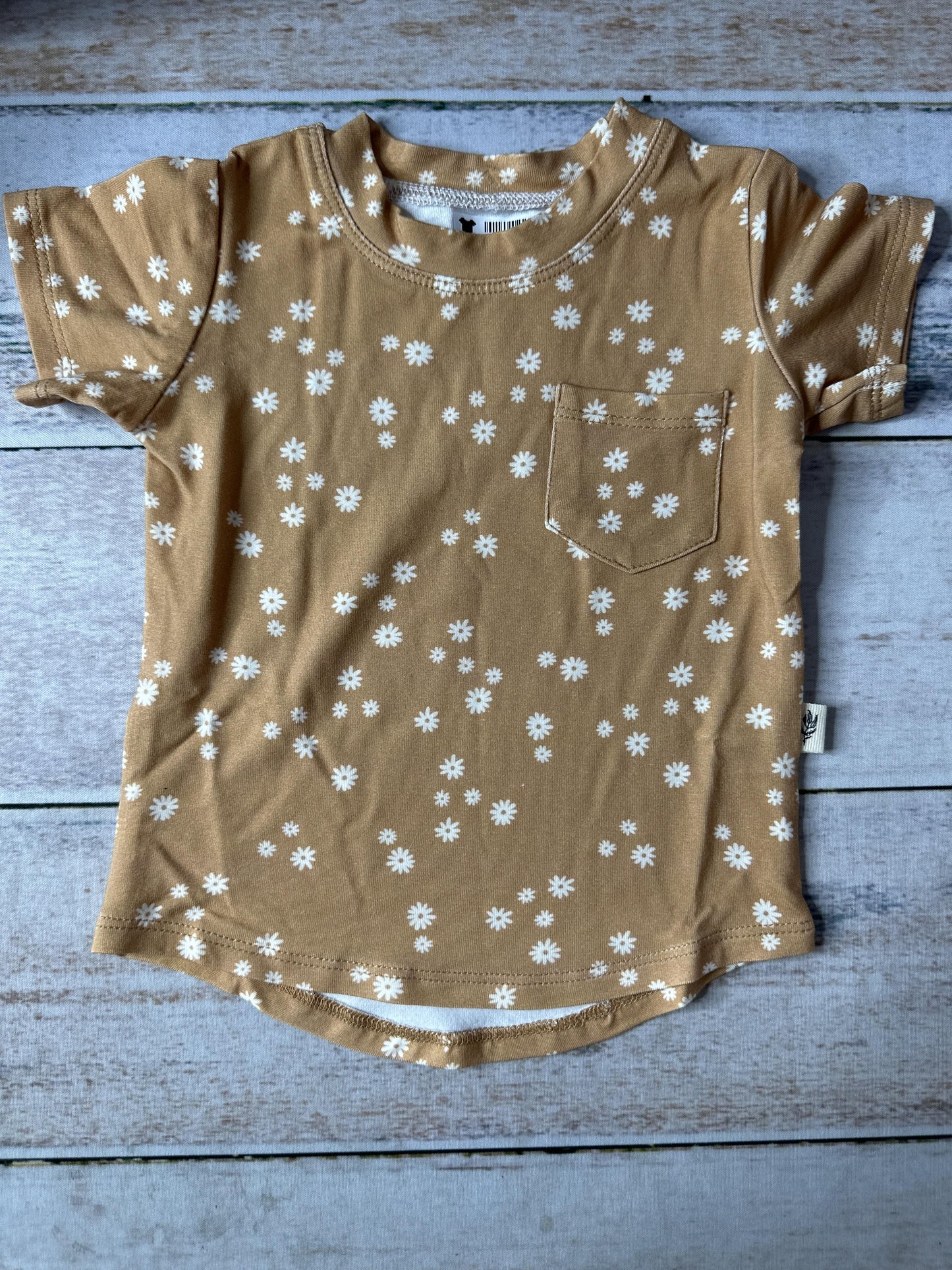 BabySprouts co Unisex T-Shirt Size: 0-3 months