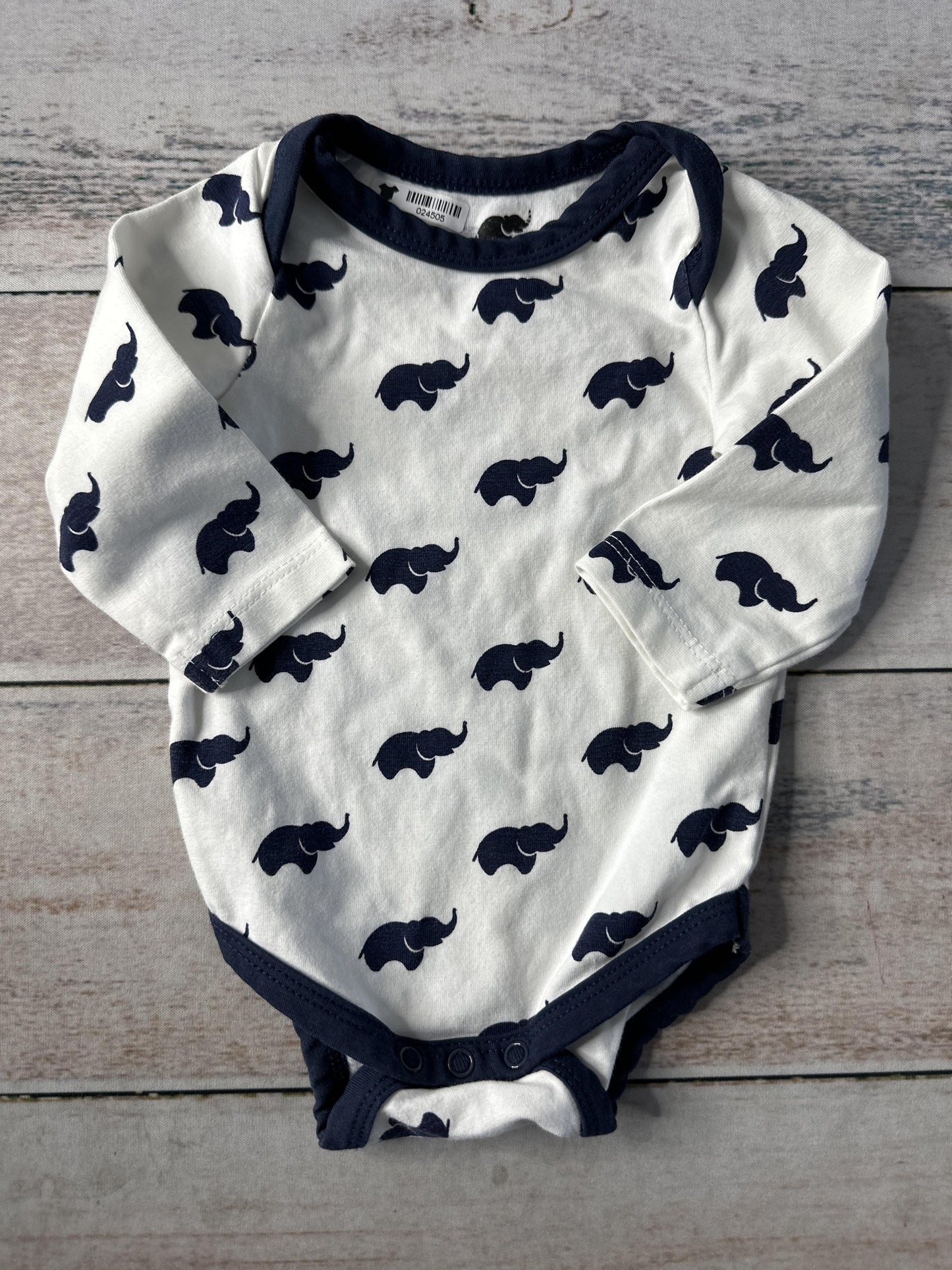 Unisex Onesie Size: 0-3 months