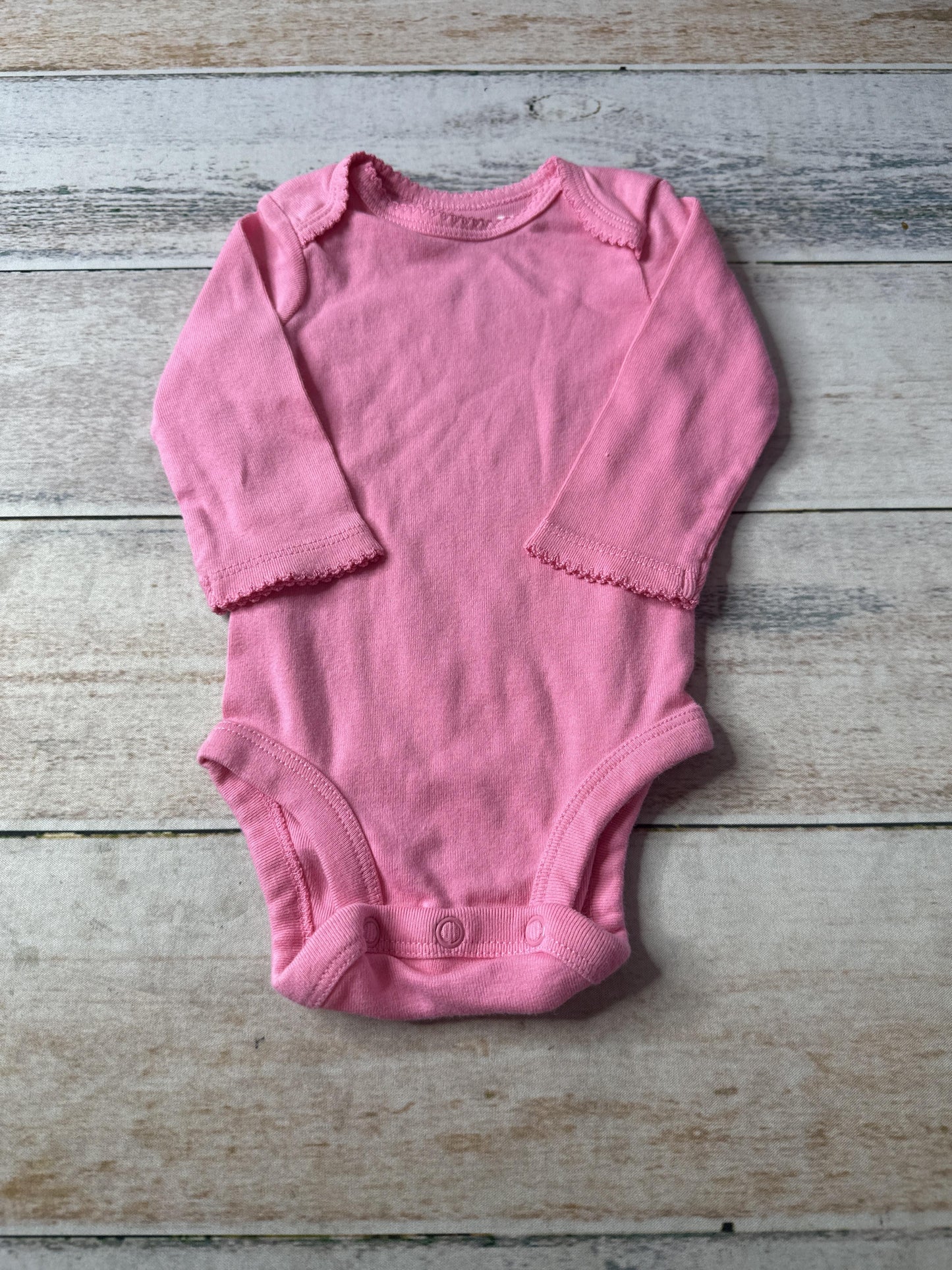 Carters Unisex Onesie Size: 0-3 months