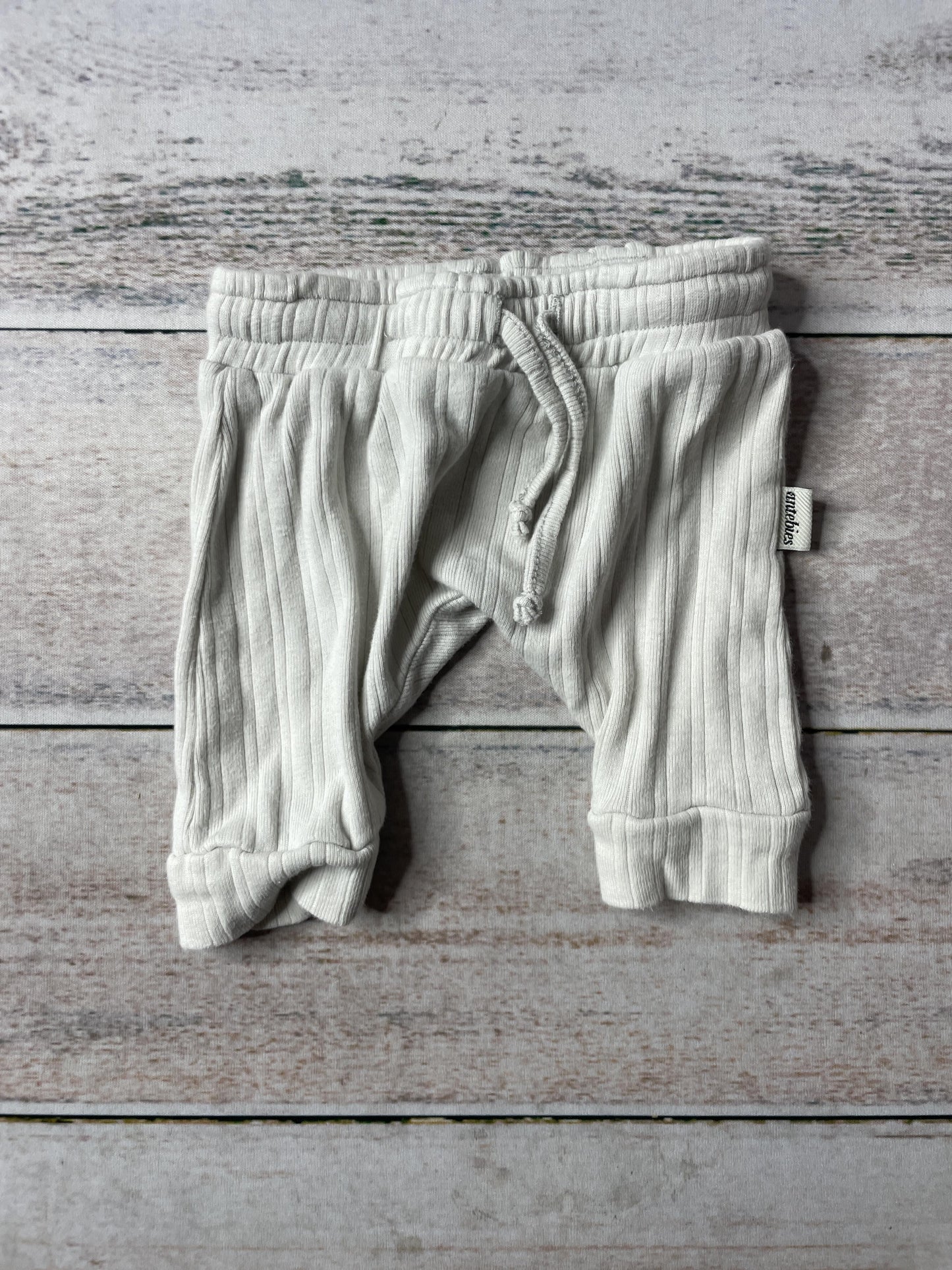 Antebies Unisex Shorts Size: 0-3 months