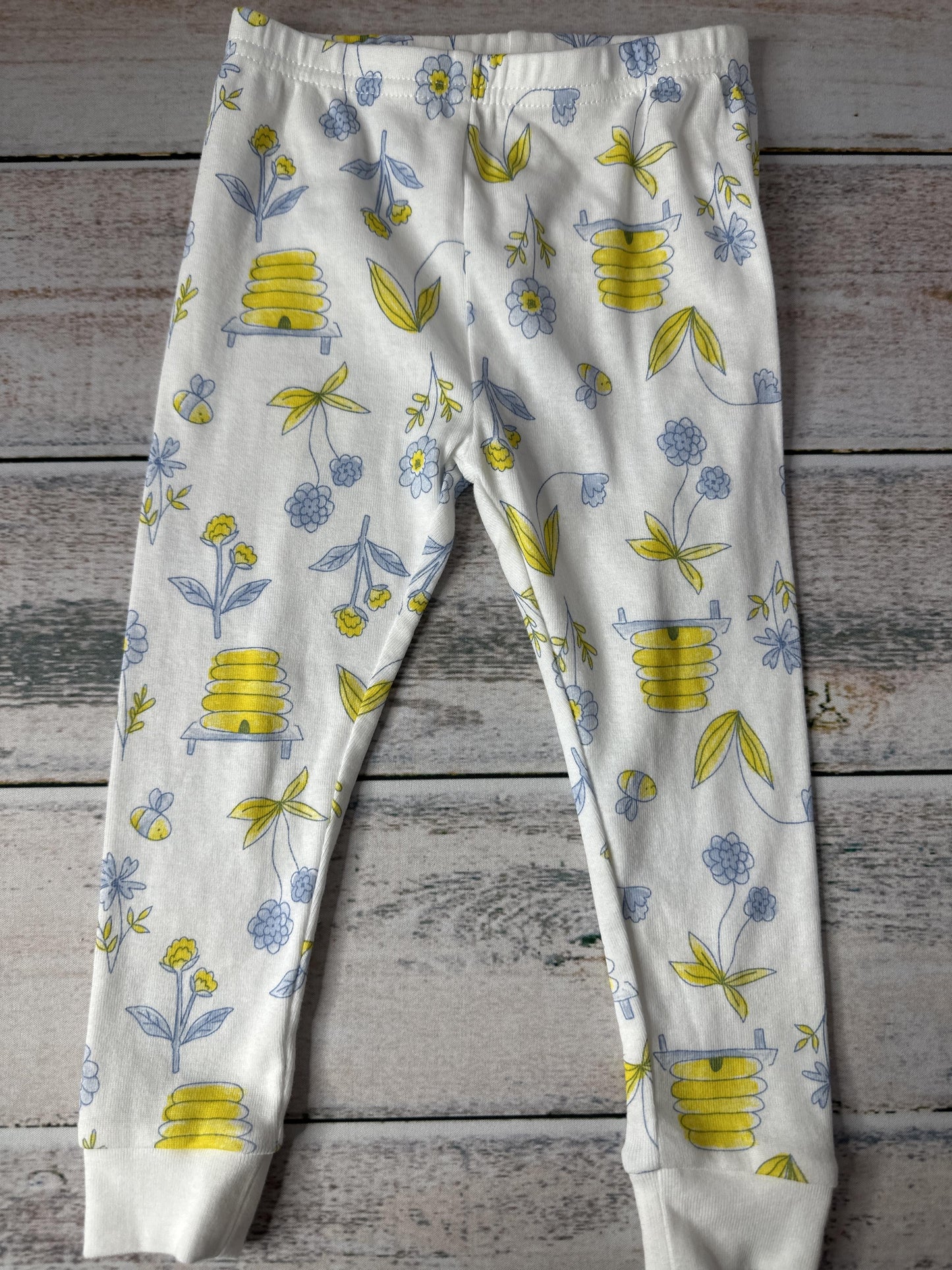 Unisex Pajamas Size: 12-18 months