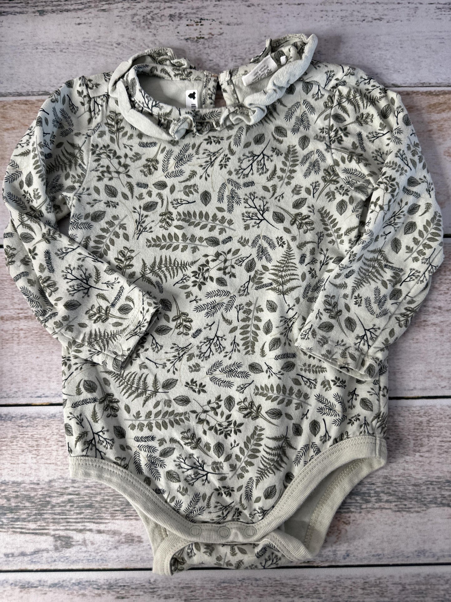 Unisex Onesie Size: 12-18 months