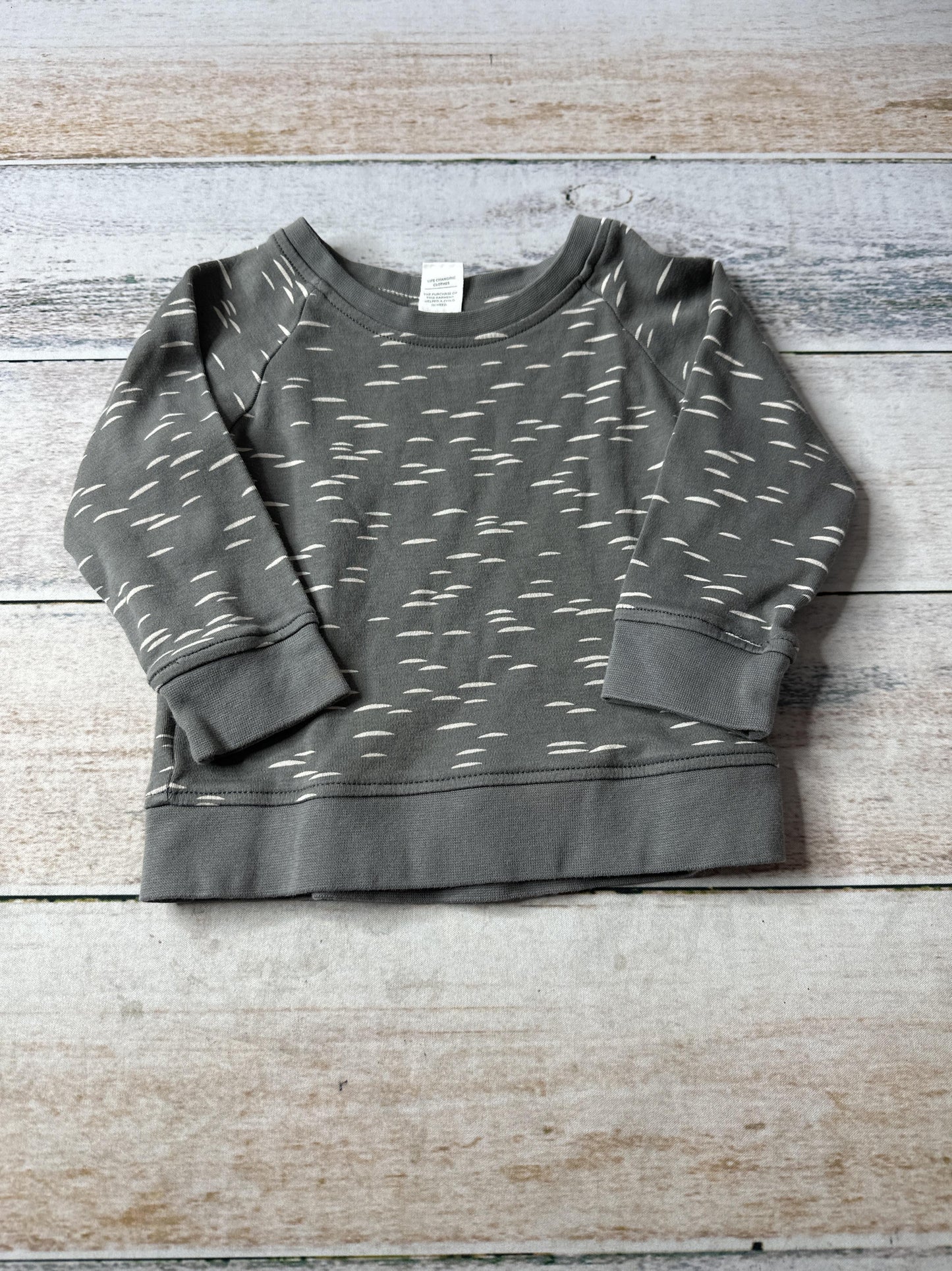 Unisex Long Sleeve Shirt Size: 12-18 months