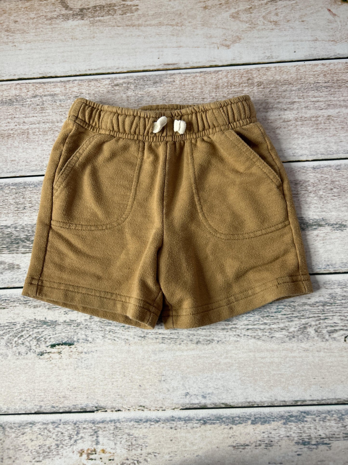 Unisex Shorts Size: 12-18 months
