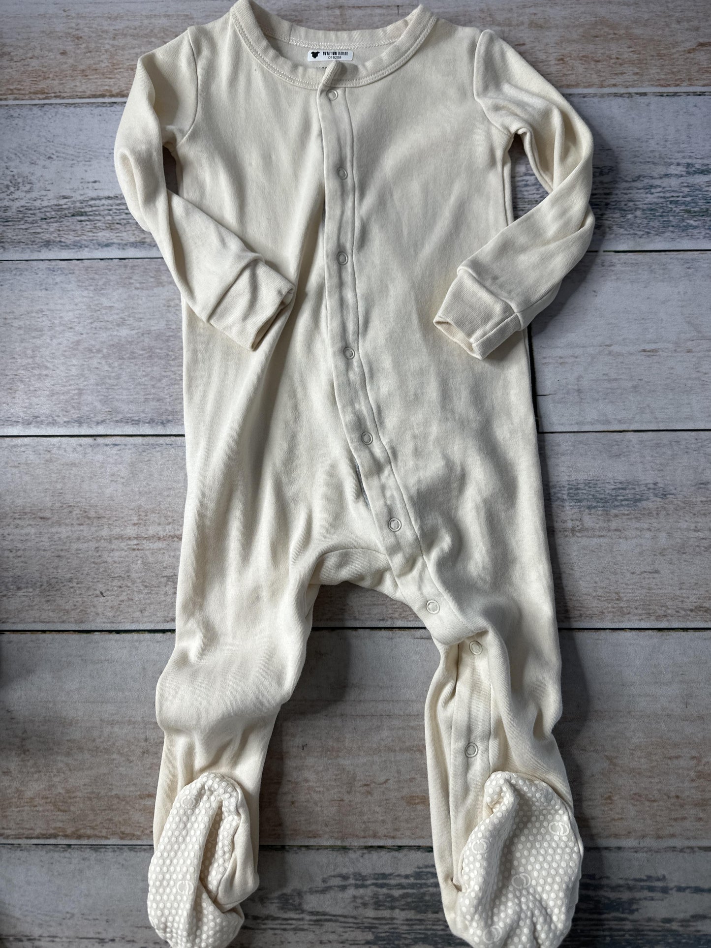 Unisex Pajamas Size: 12-18 months