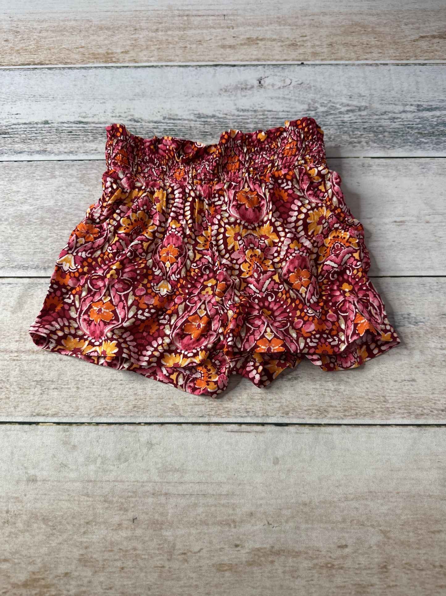 Old Navy Unisex Shorts Size: 12-18 months