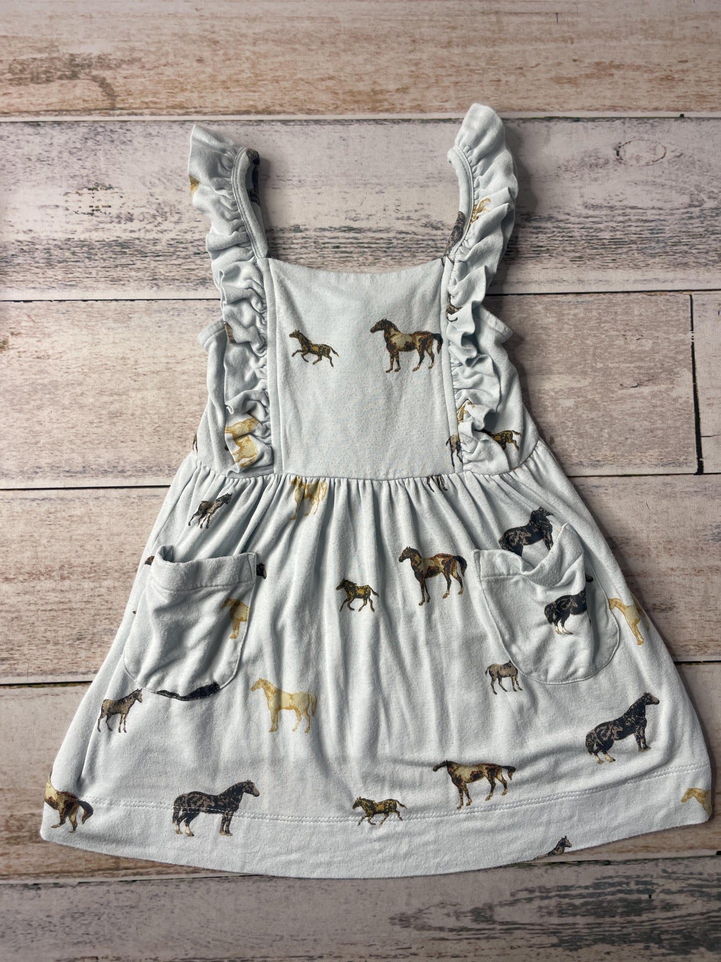 Kate Quinn Girls Dress Size: 12-18 months