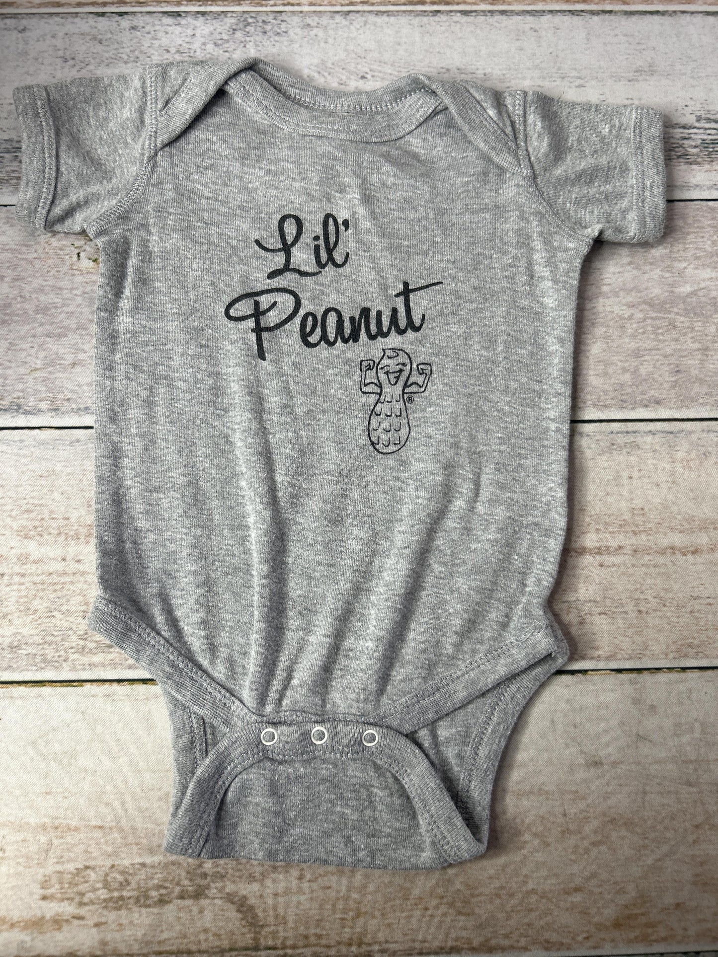 Unisex Onesie Size: 12 months