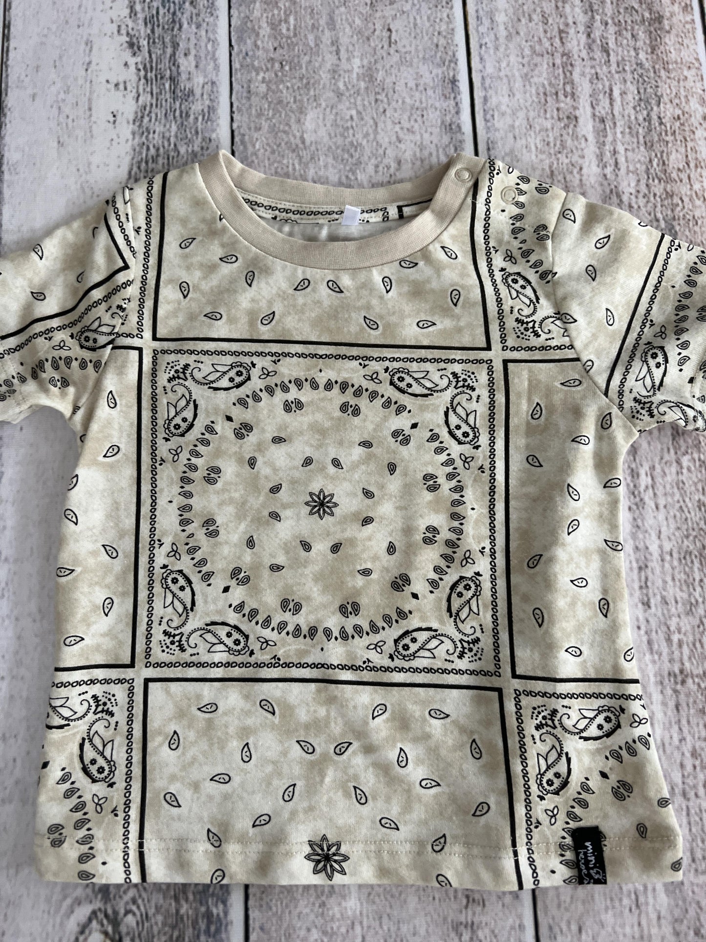 Mini Heroes Boys T-Shirt Size: 12 months
