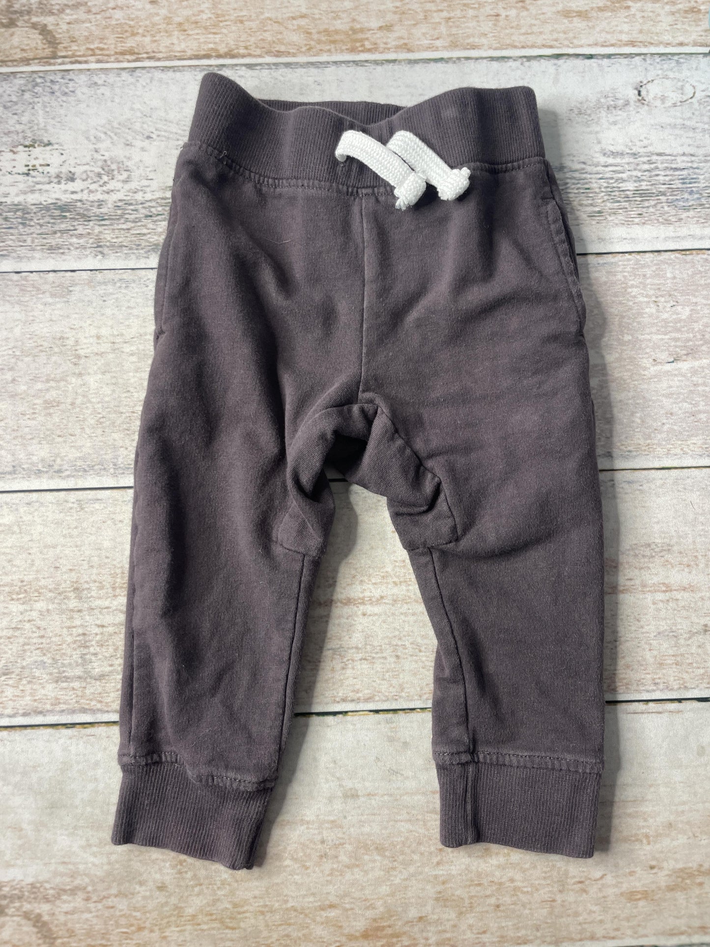 Unisex Pants Size: 12 months