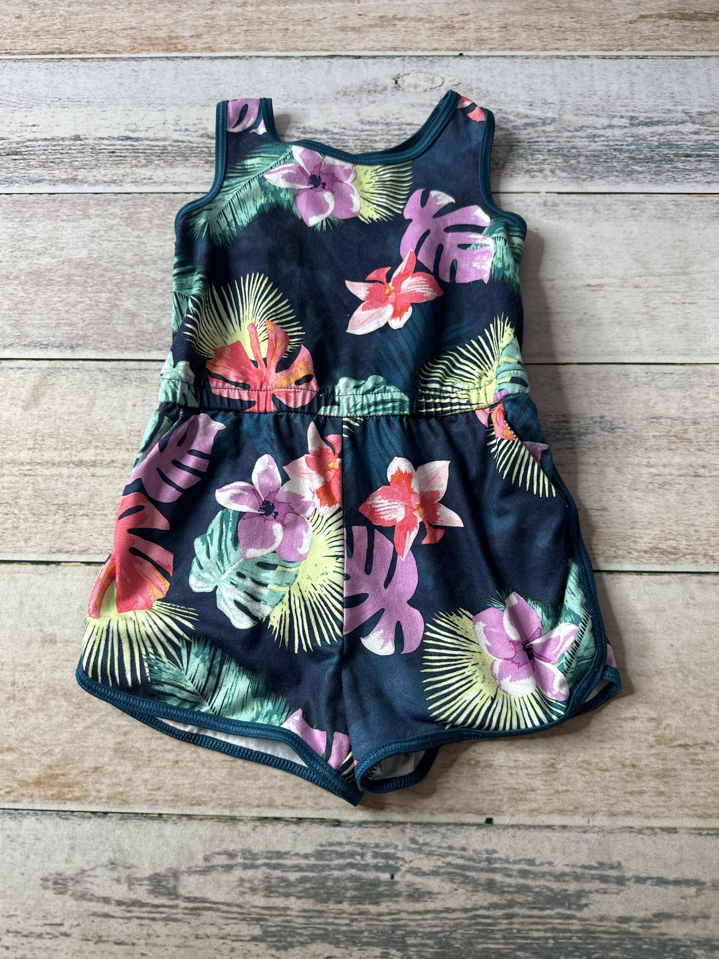 Unisex Romper Size: 12 months
