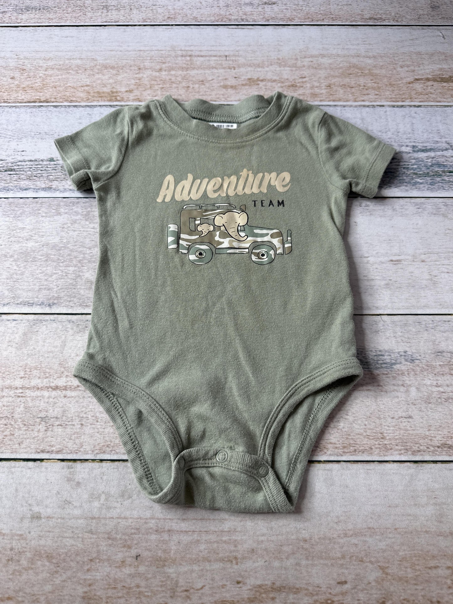 Unisex Onesie Size: 12 months