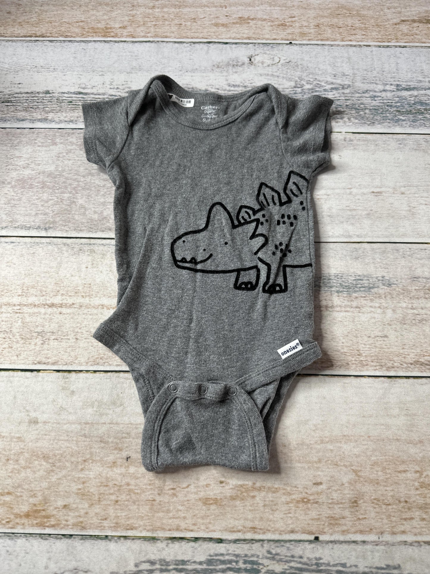 Gerber organic Unisex Onesie Size: 12M