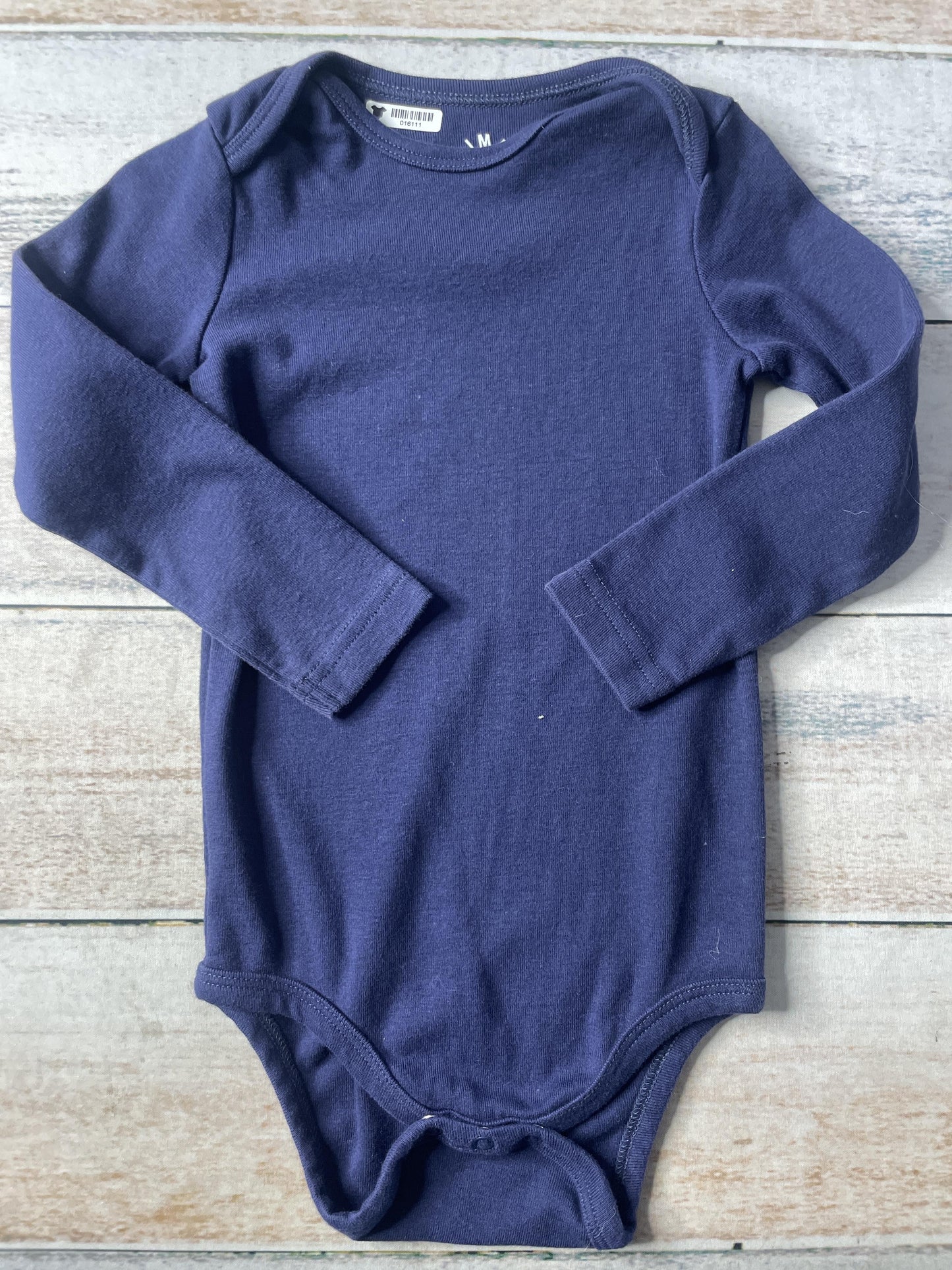 Unisex Onesie Size: 18-24 months