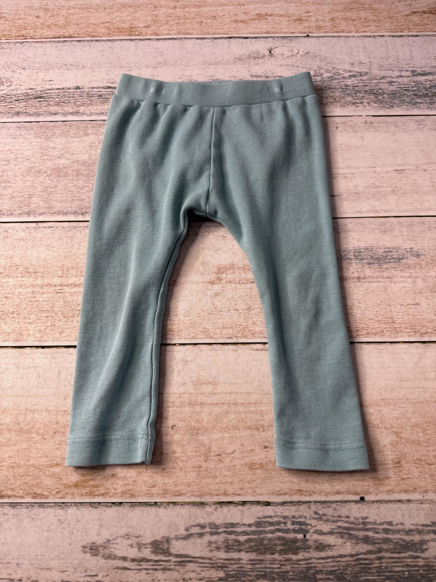 Kate Quinn Unisex Pants Size: 18-24 months
