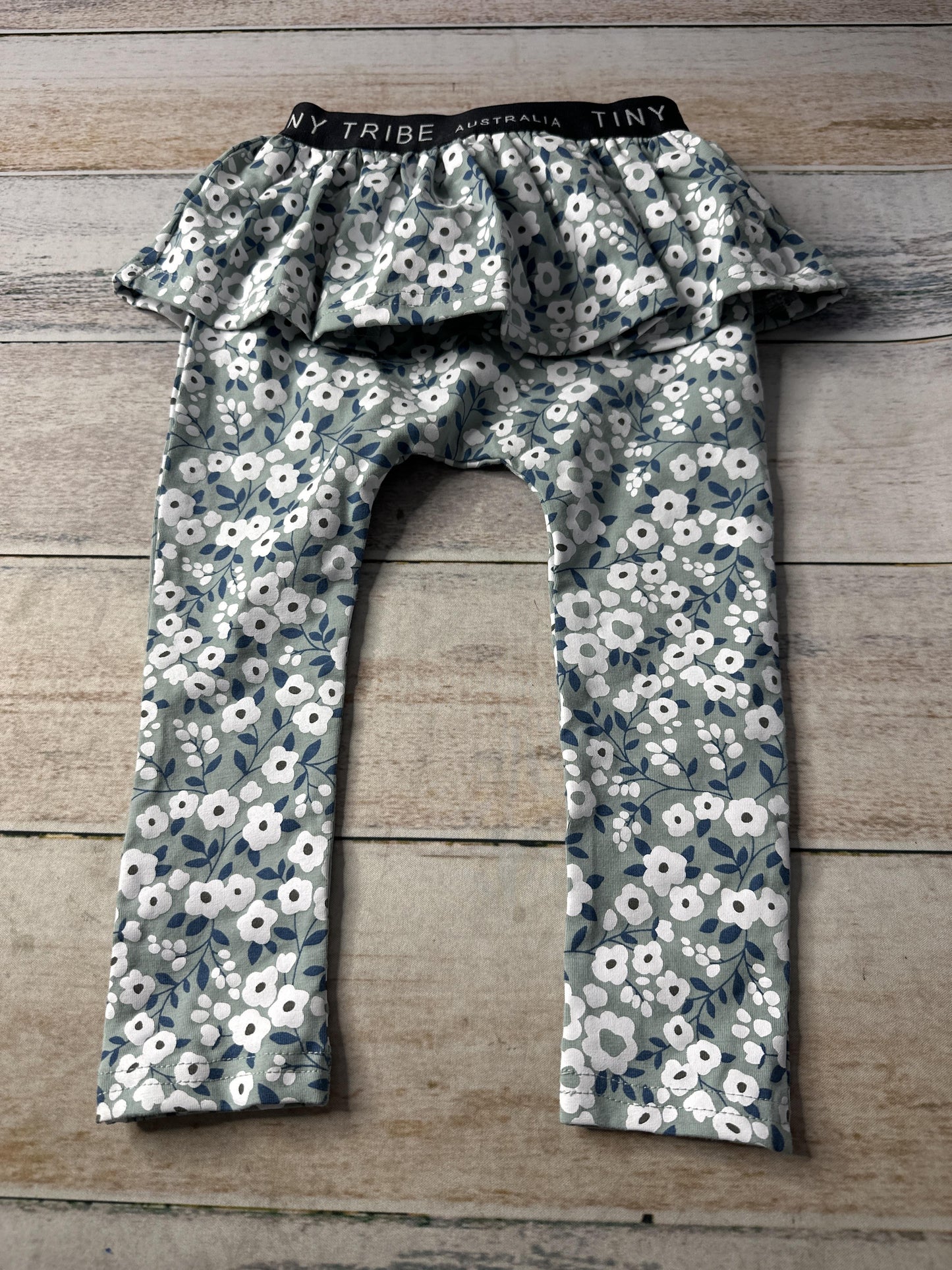 Tiny Tribe Girls Pants Size: 18-24 months