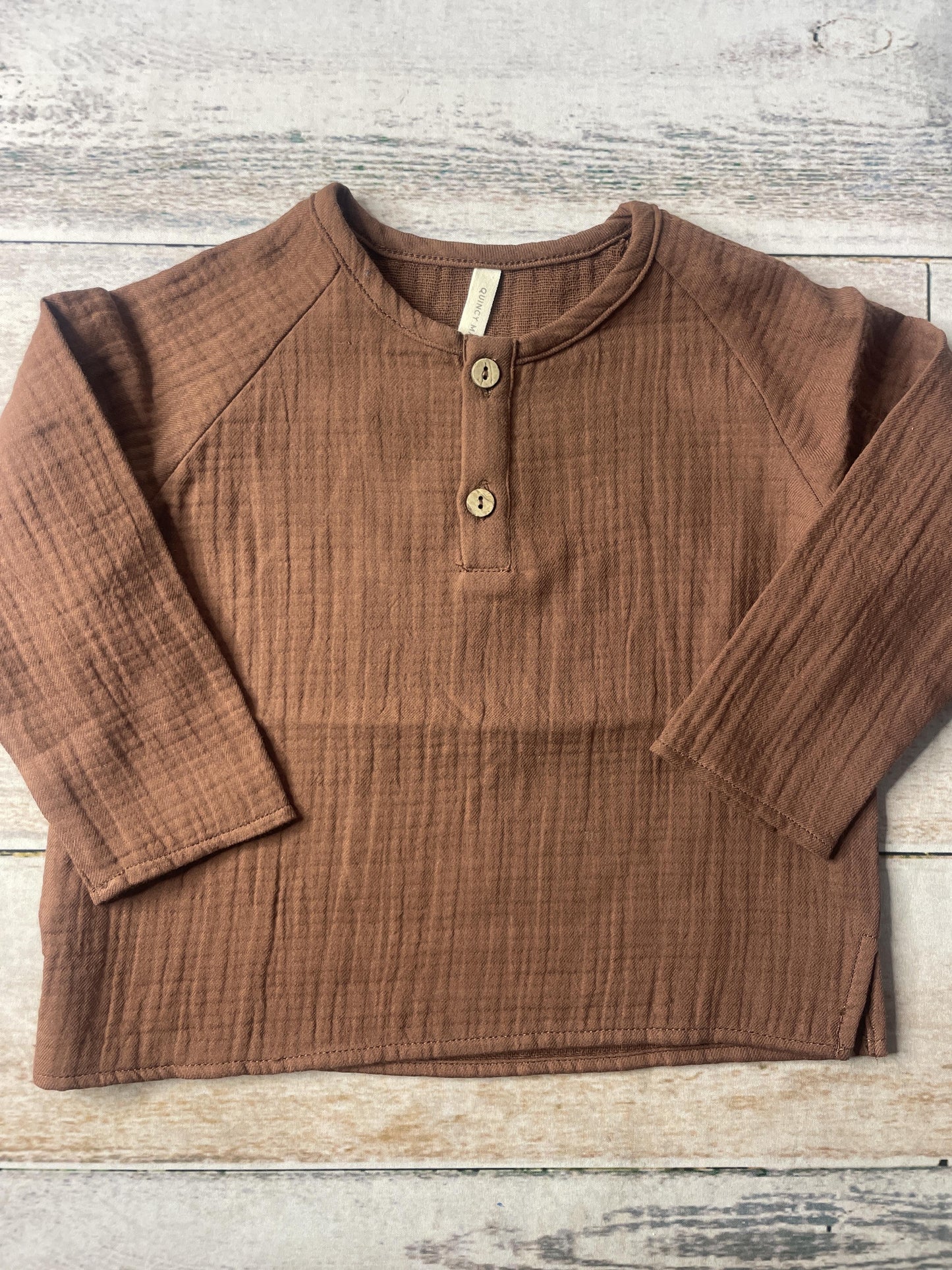 Unisex Shirt Size: 18-24 months