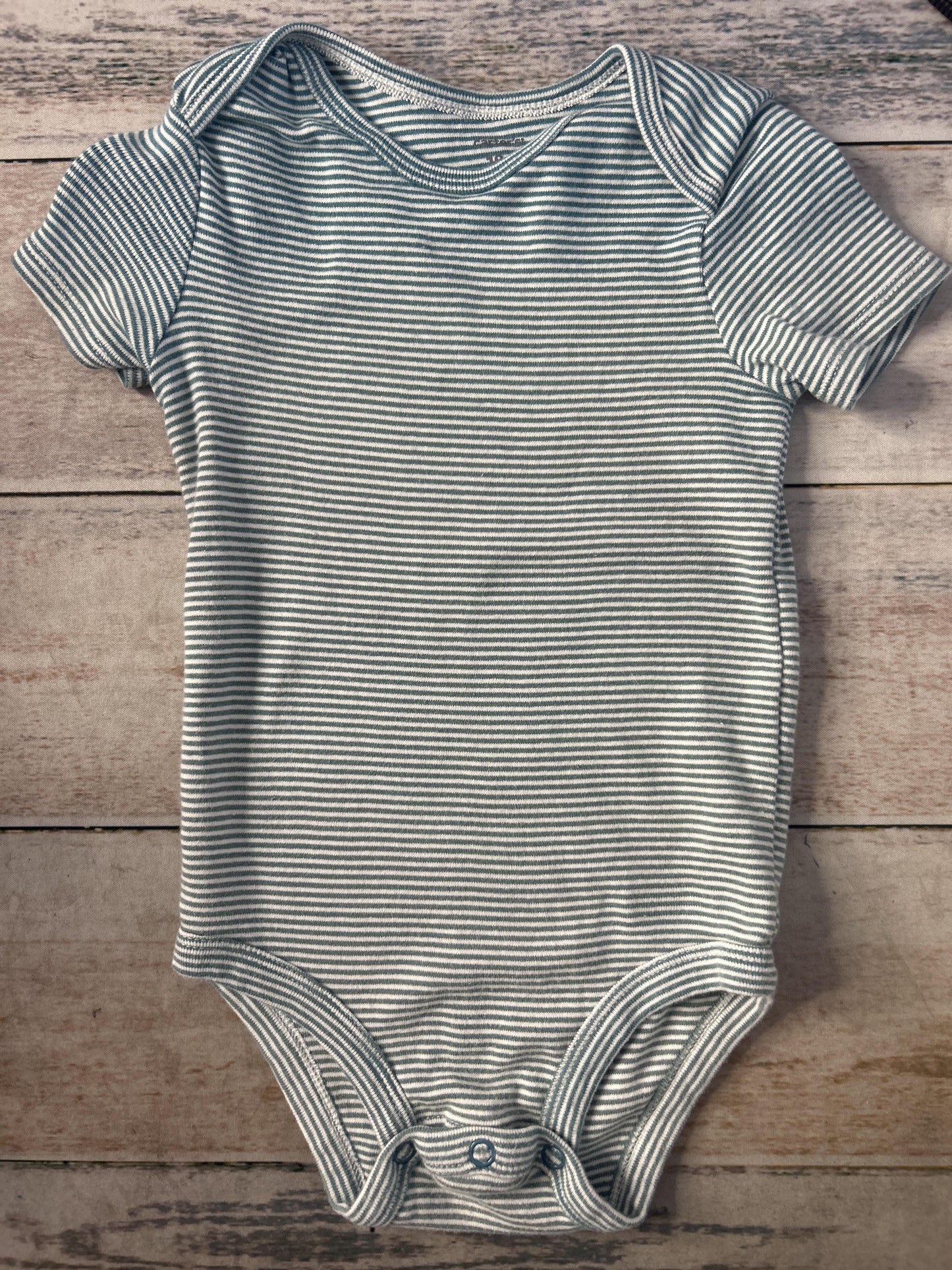 Unisex Onesie Size: 18 months