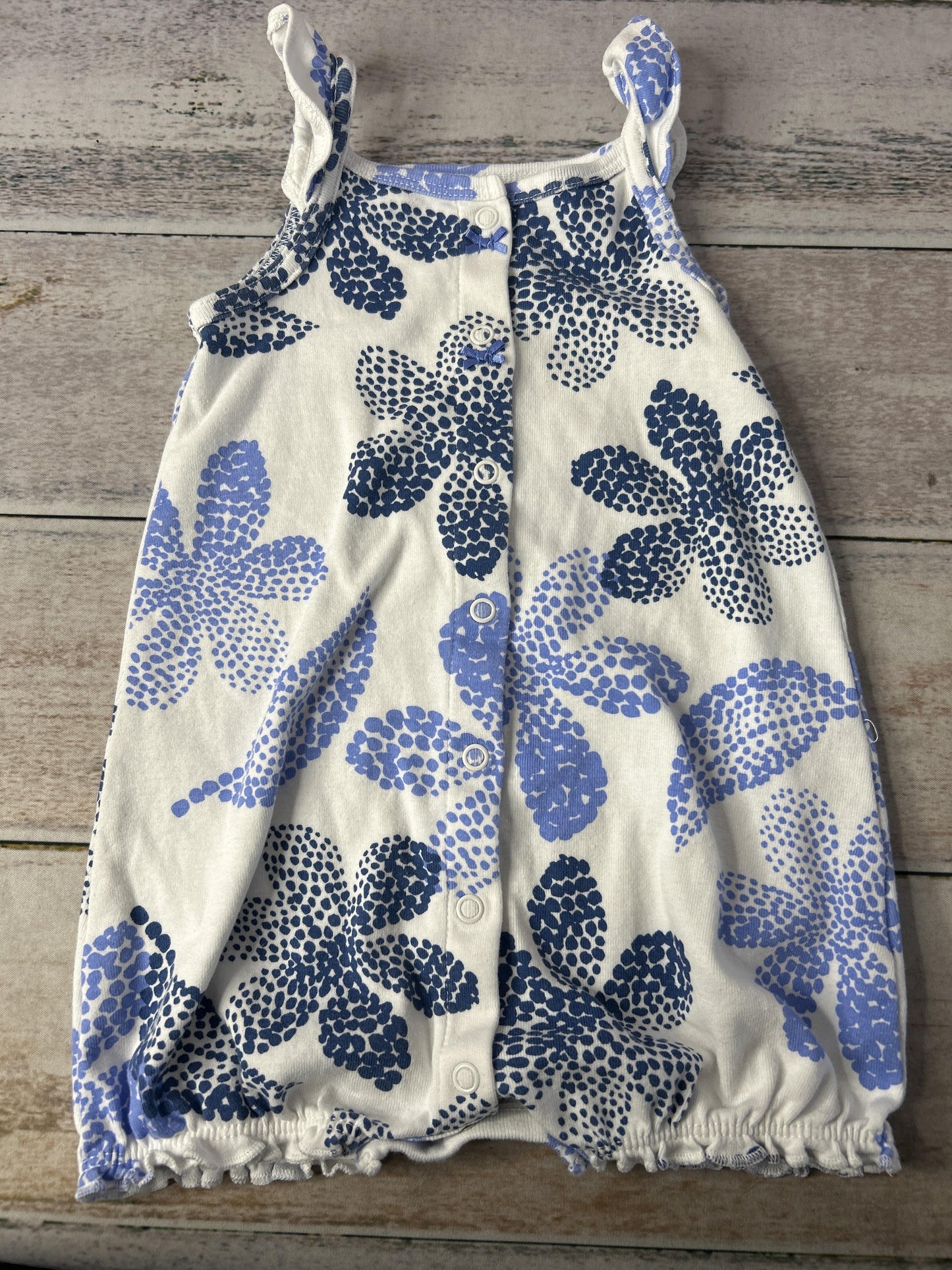 Unisex Romper Size: 18 months