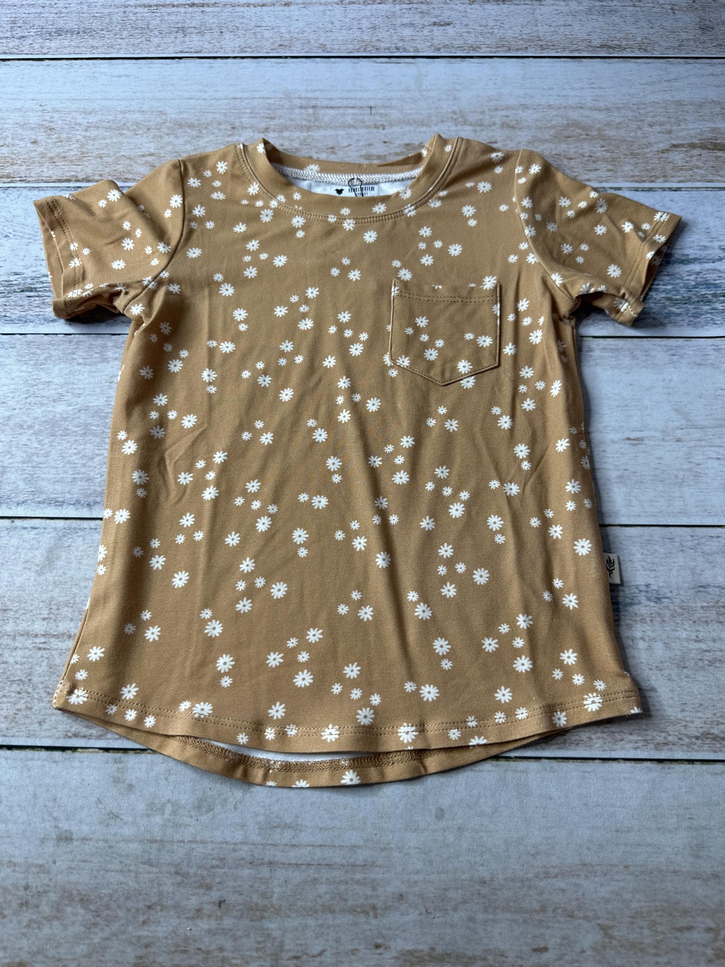 BabySprouts co Unisex T-Shirt Size: 2T