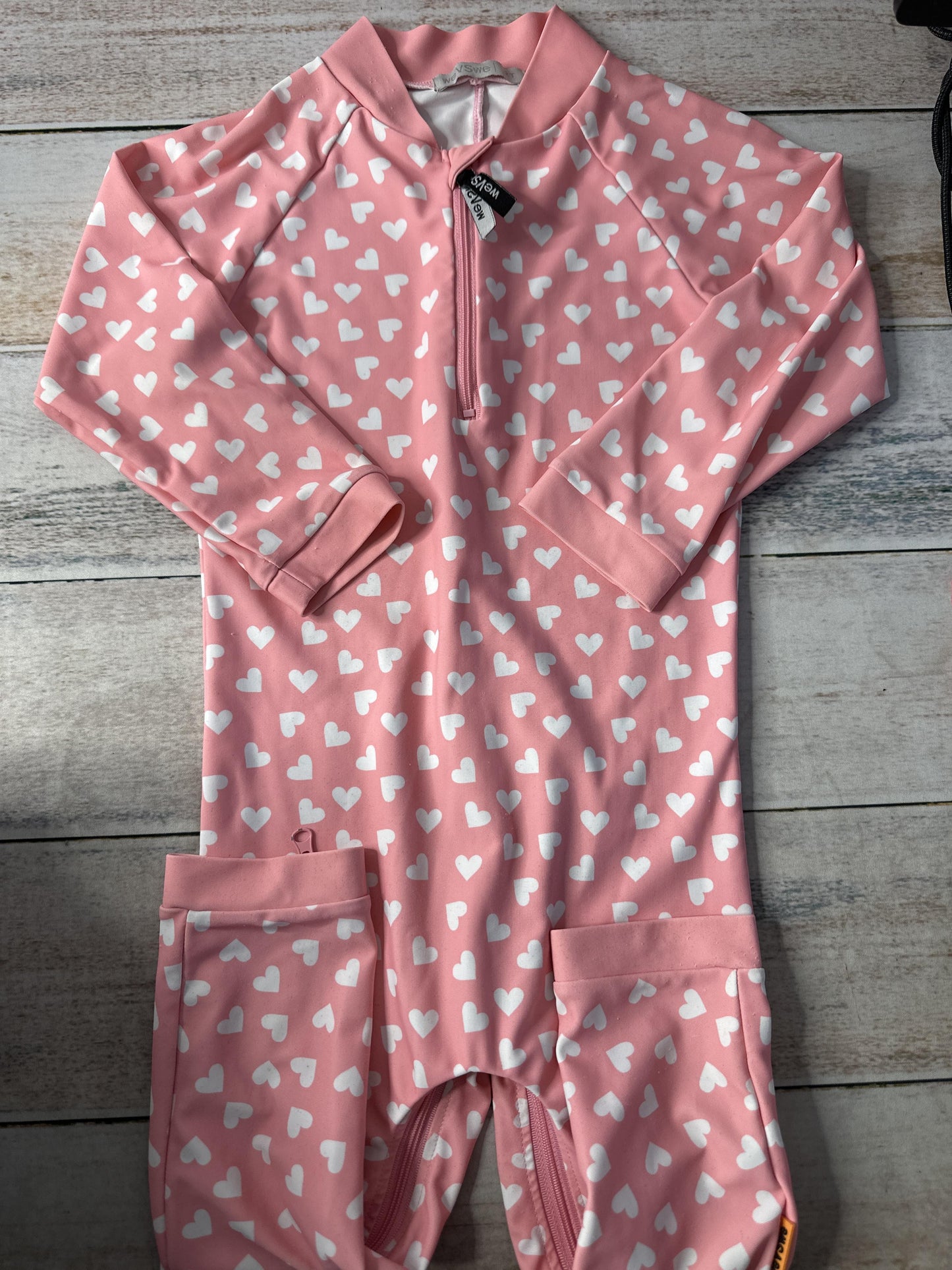 WeVSwe Unisex Long Sleeve Outfit Size: 2T