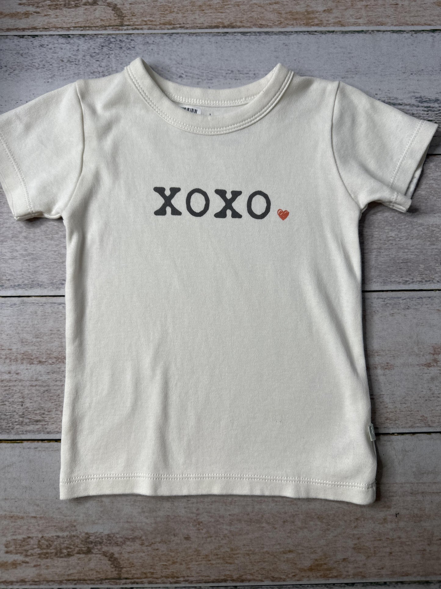 Finn + Emma Unisex T-Shirt Size: 2T
