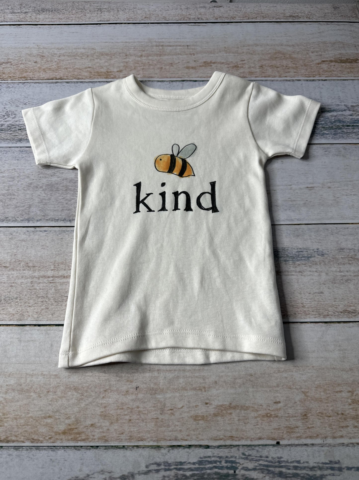 Finn + Emma Unisex T-Shirt Size: 2T