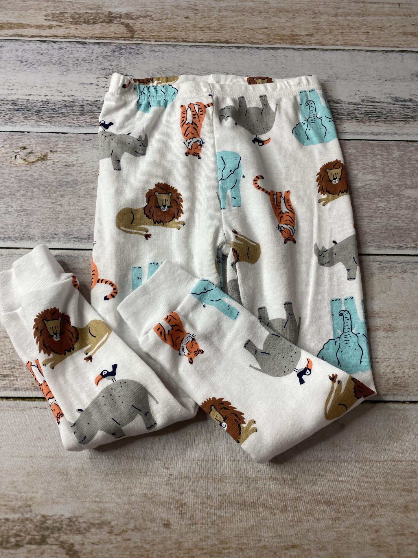 Carters Unisex Pajamas Size: 2T