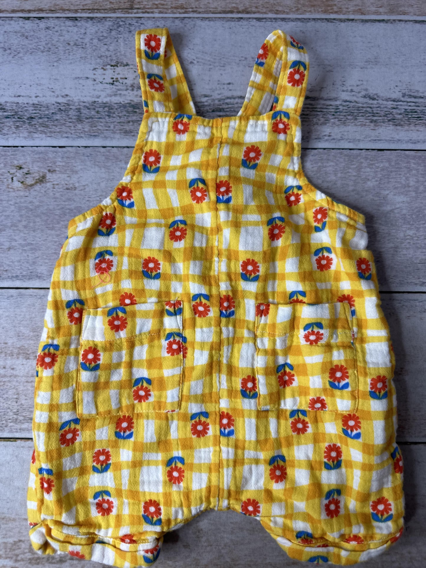 Unisex Romper Size: 3-6 months