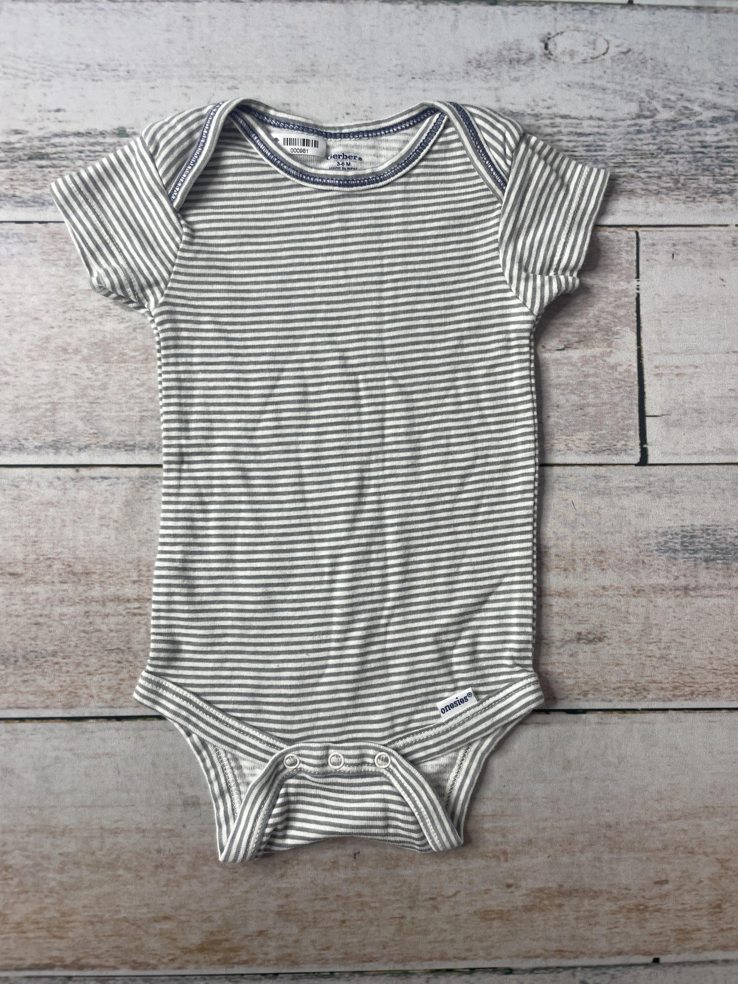 Gerber Unisex Onesie Size: 3-6 months