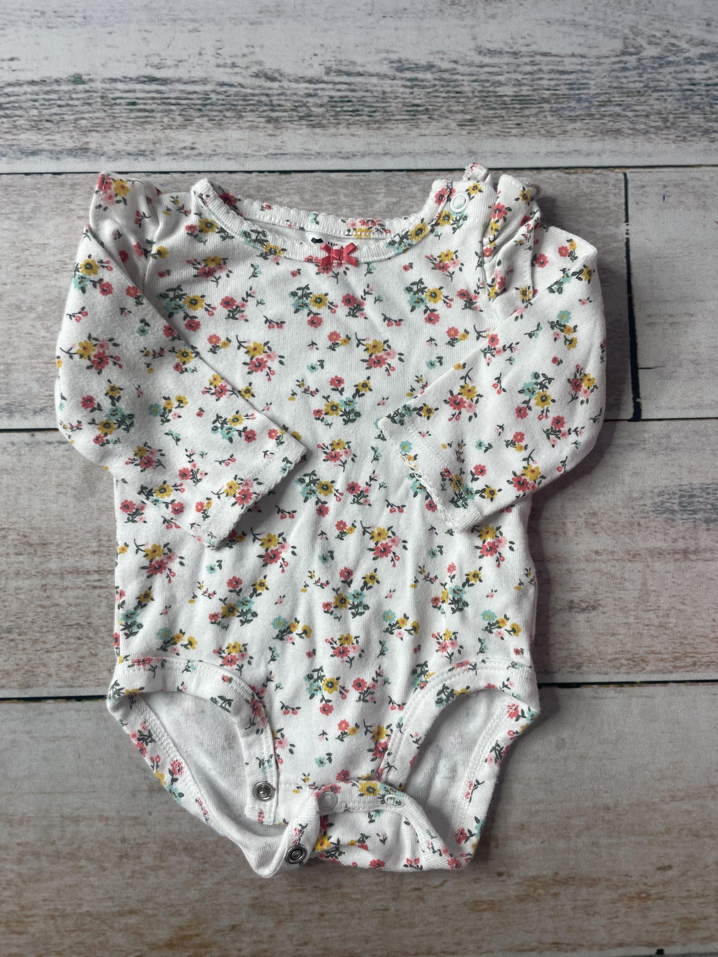 Unisex Onesie Size: 3 months