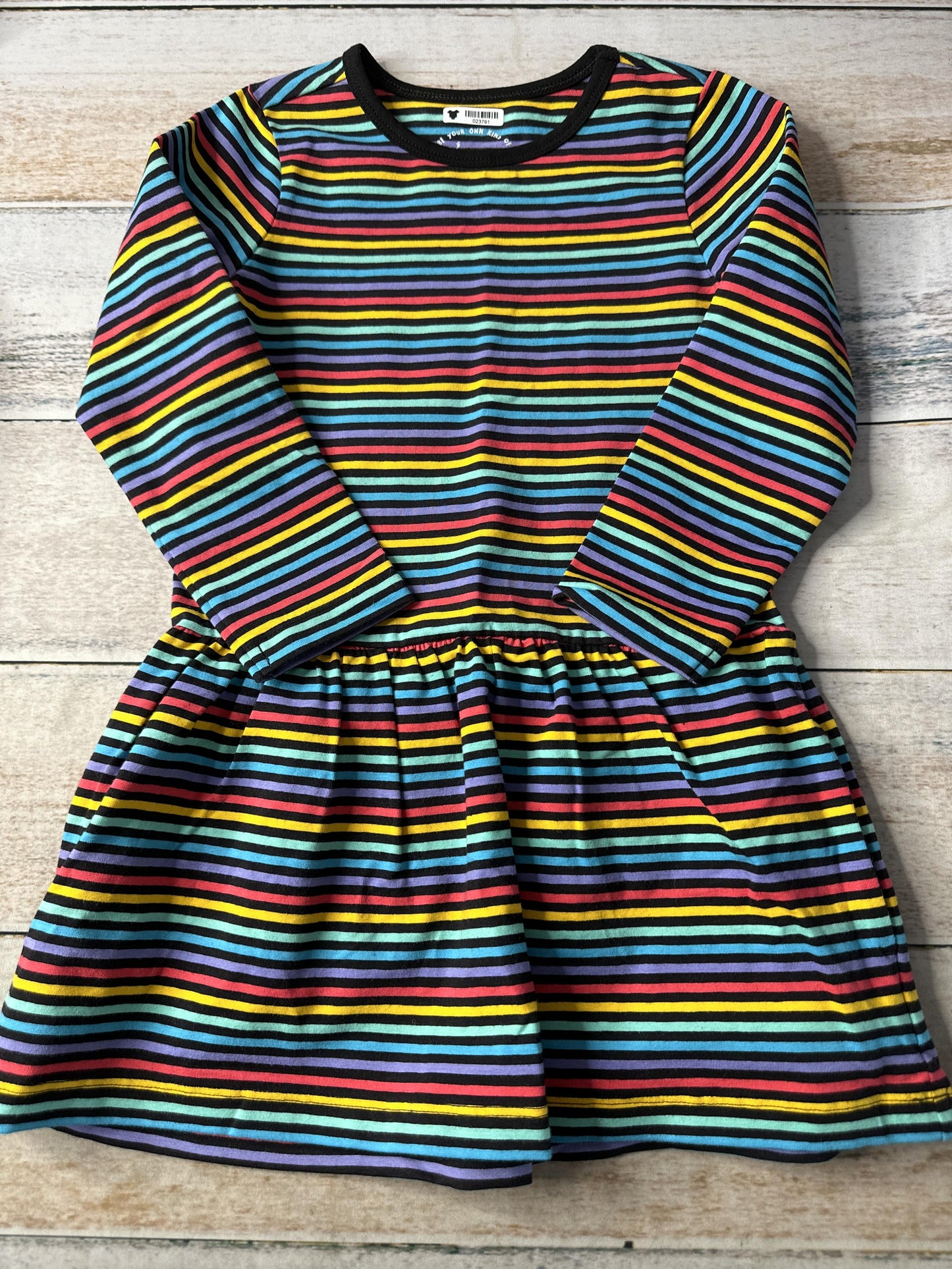 Mightly Girls Dress Size: 3T