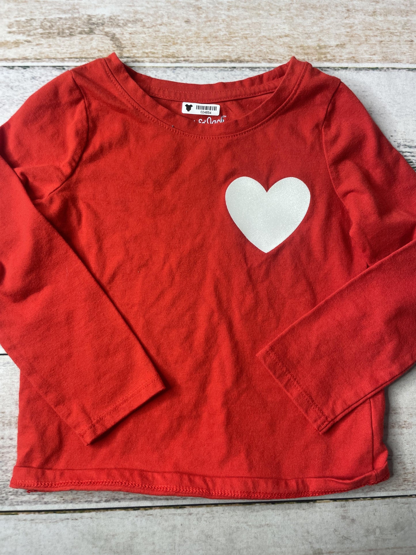Unisex Shirt Size: 3T