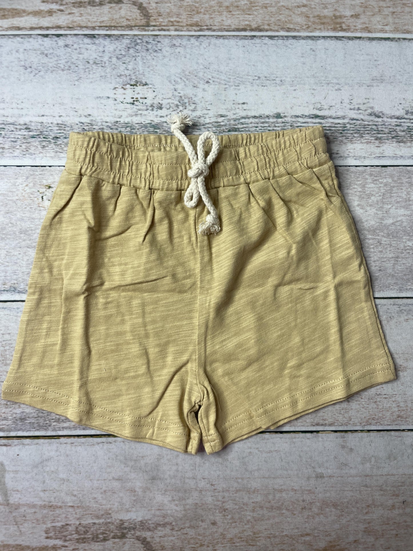 Sage and Ivory Unisex Shorts Size: 3T