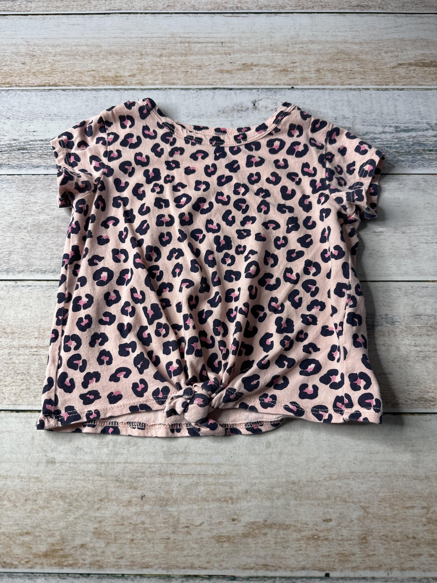 Unisex T-Shirt Size: 3T