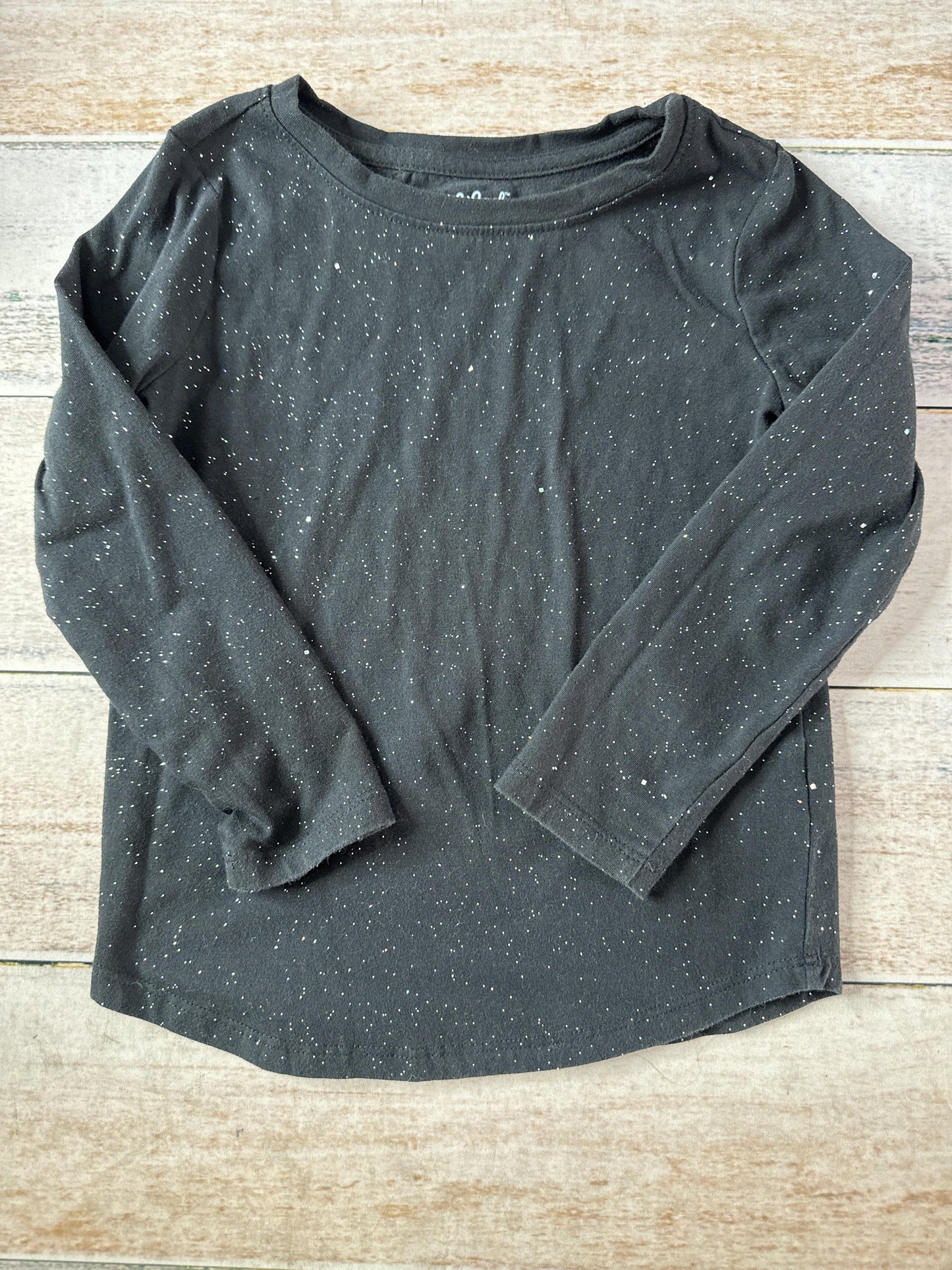 Unisex Long Sleeve Shirt Size: 4-5 Years