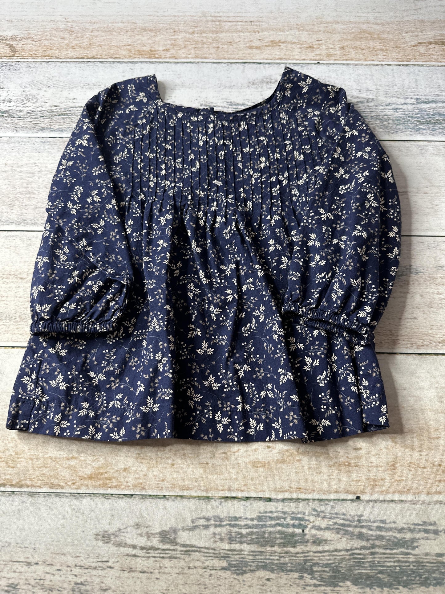Gap Unisex Shirt Size: 4-5 Years