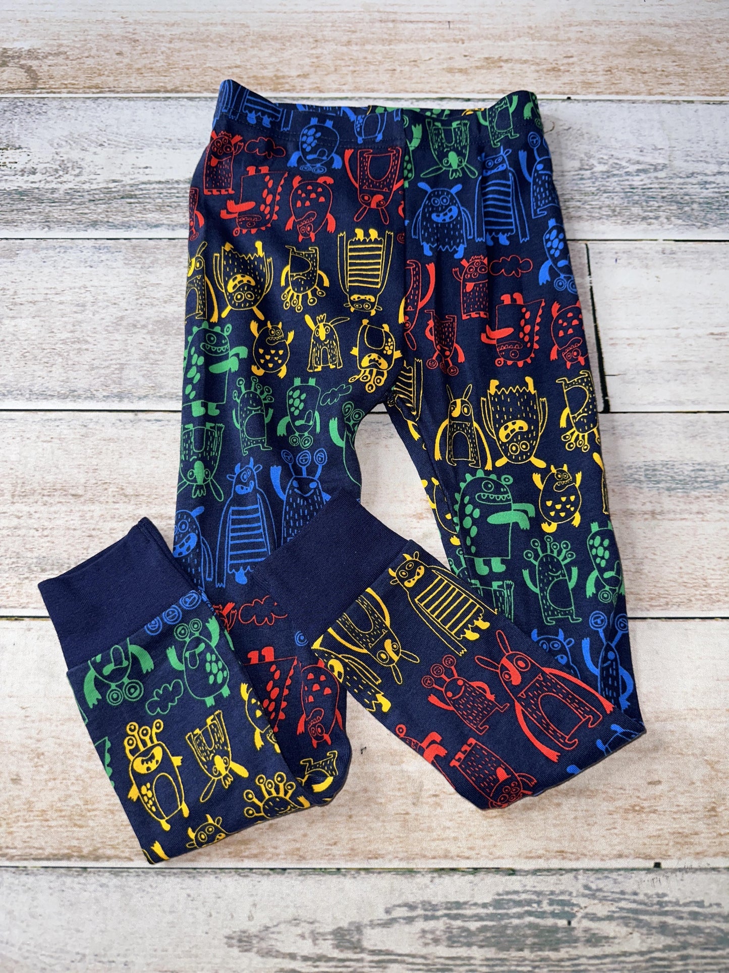 Old Navy Boys Pajamas Size: 4T