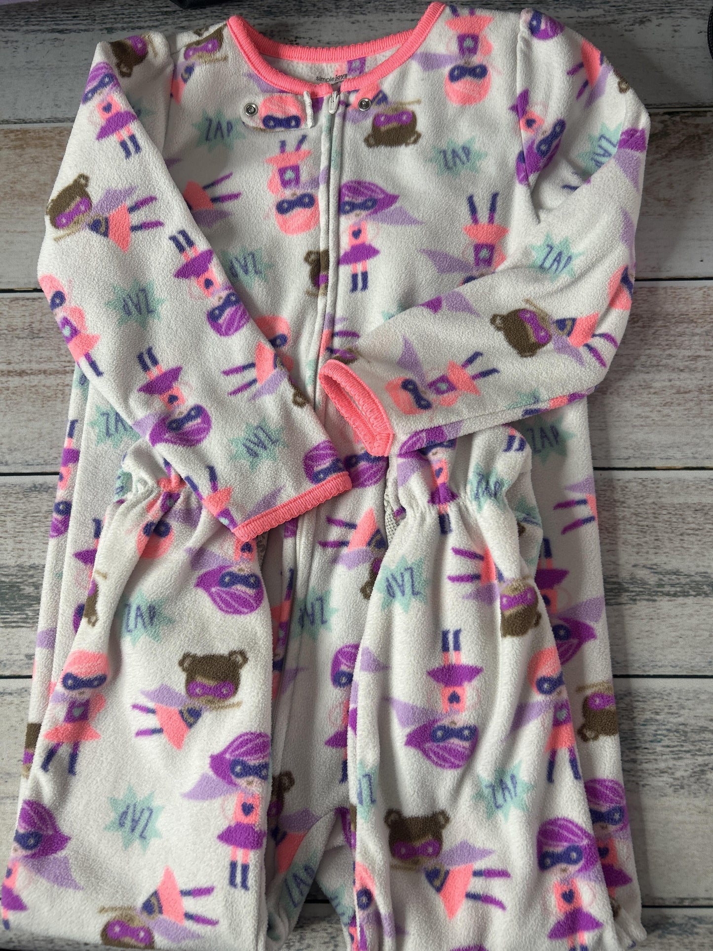 Girls Pajamas Size: 4T
