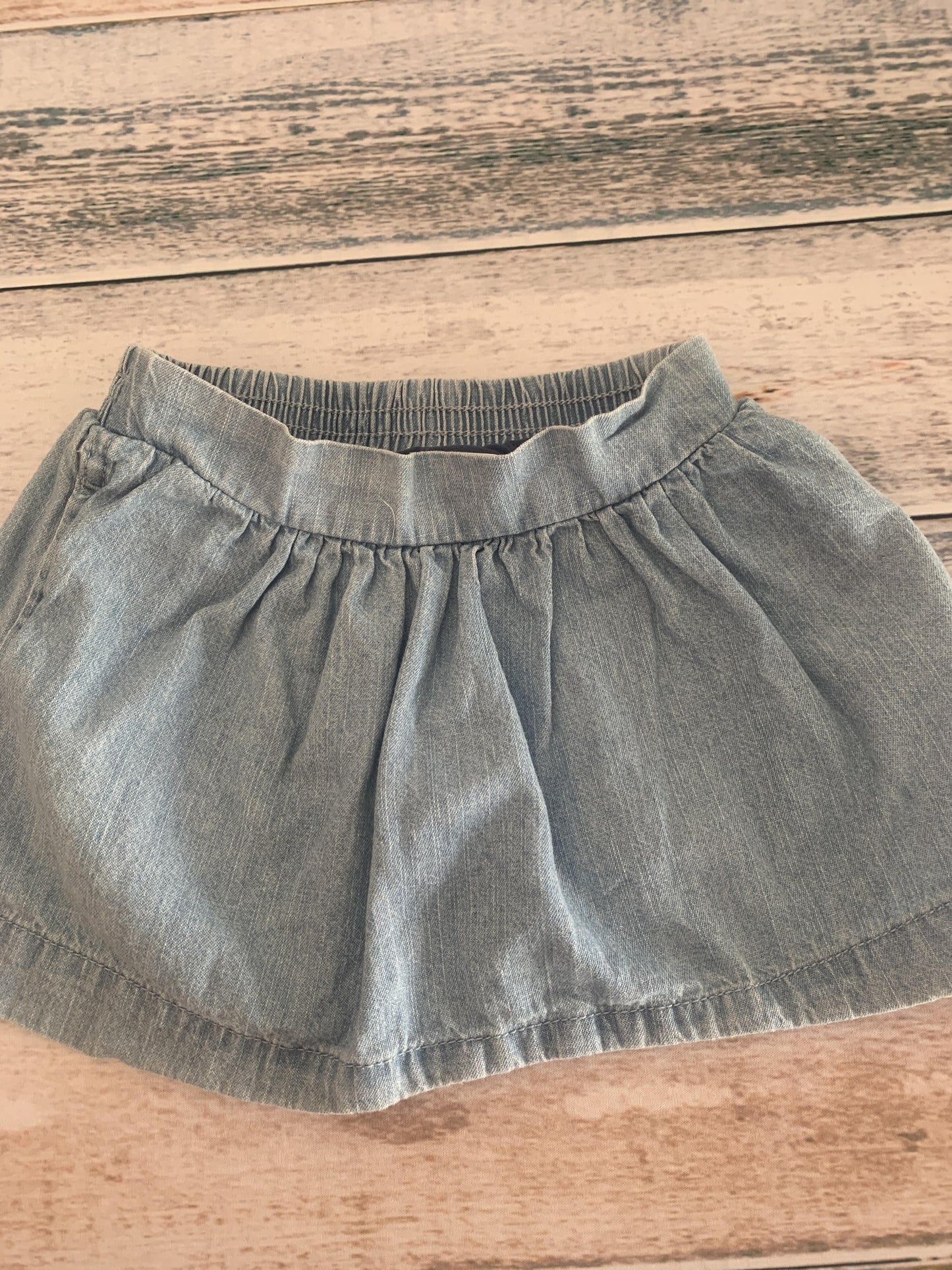Girls Skirt Size: 4T