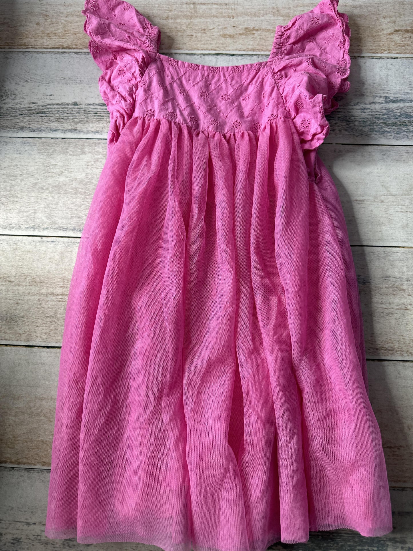 Girls Dress Size: 4T