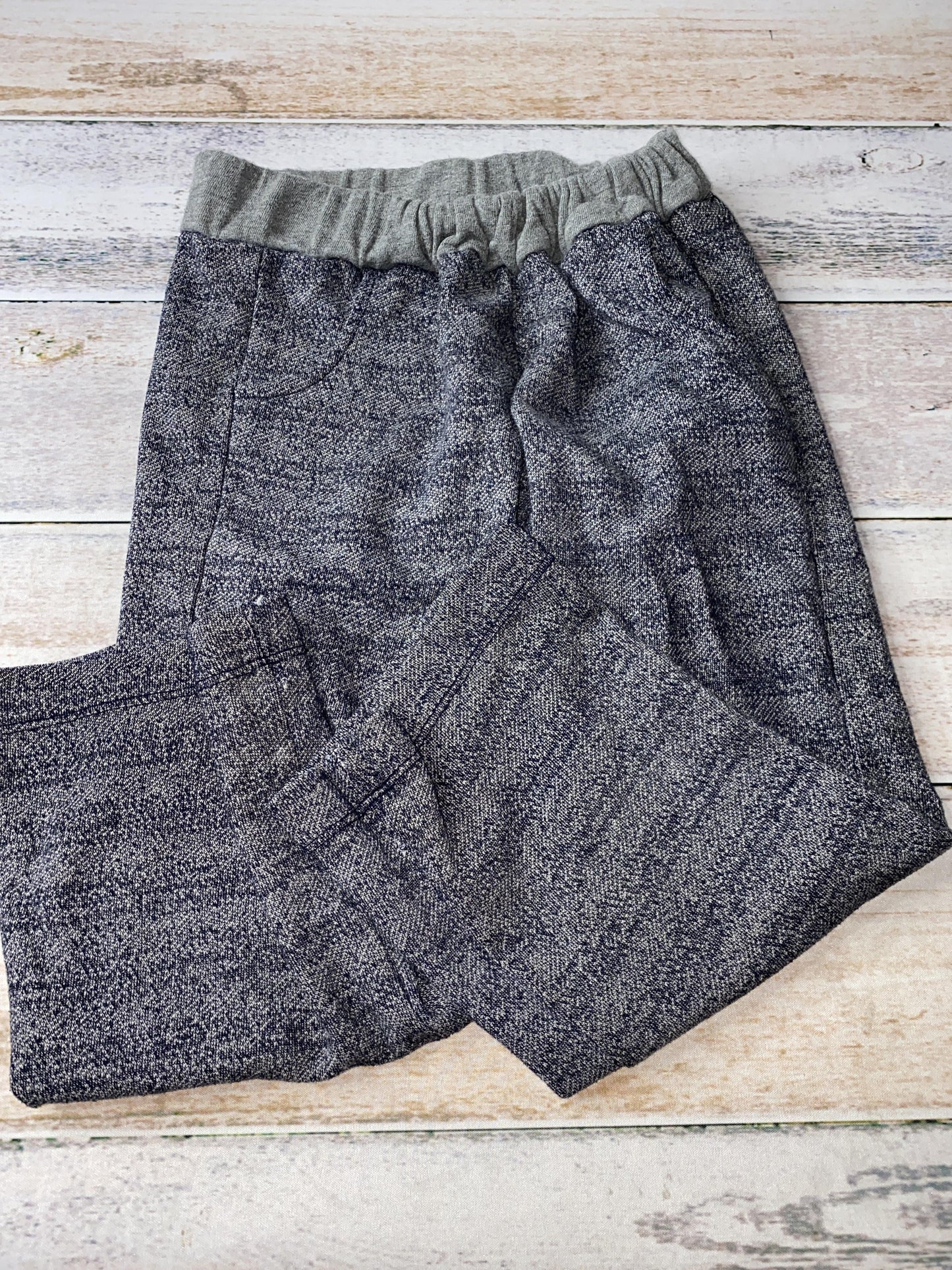 Eggi Boys Pants Size: 4T