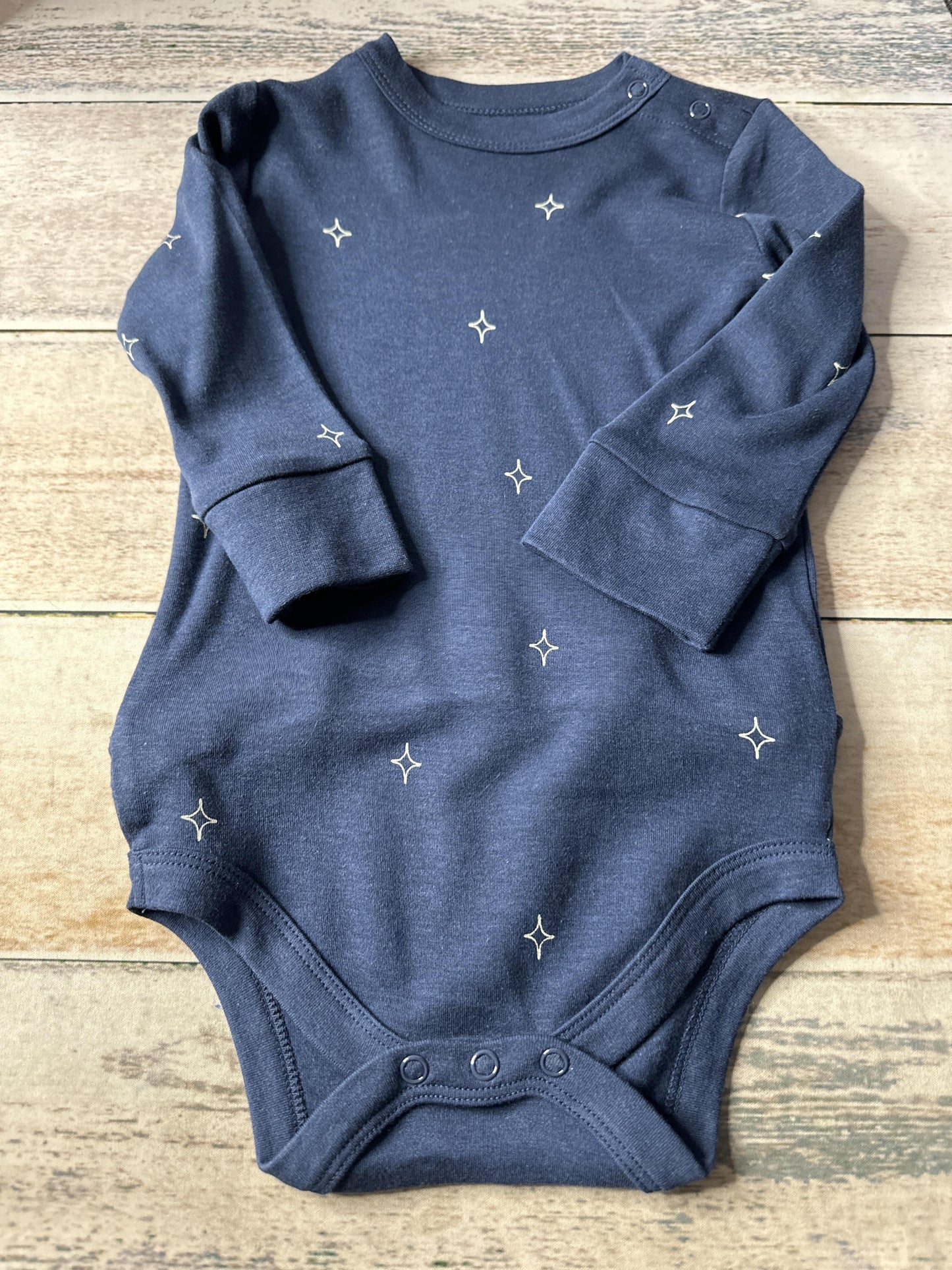 Goumi Unisex Onesie Size: 6-9 months