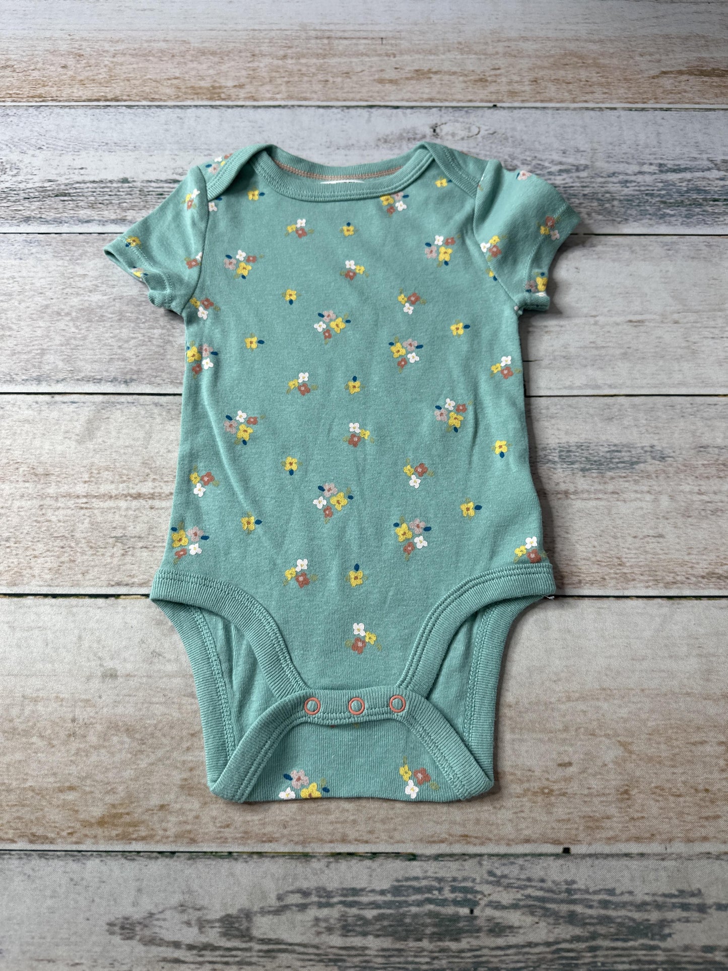 Cloud Island Unisex Onesie Size: 6-9 months