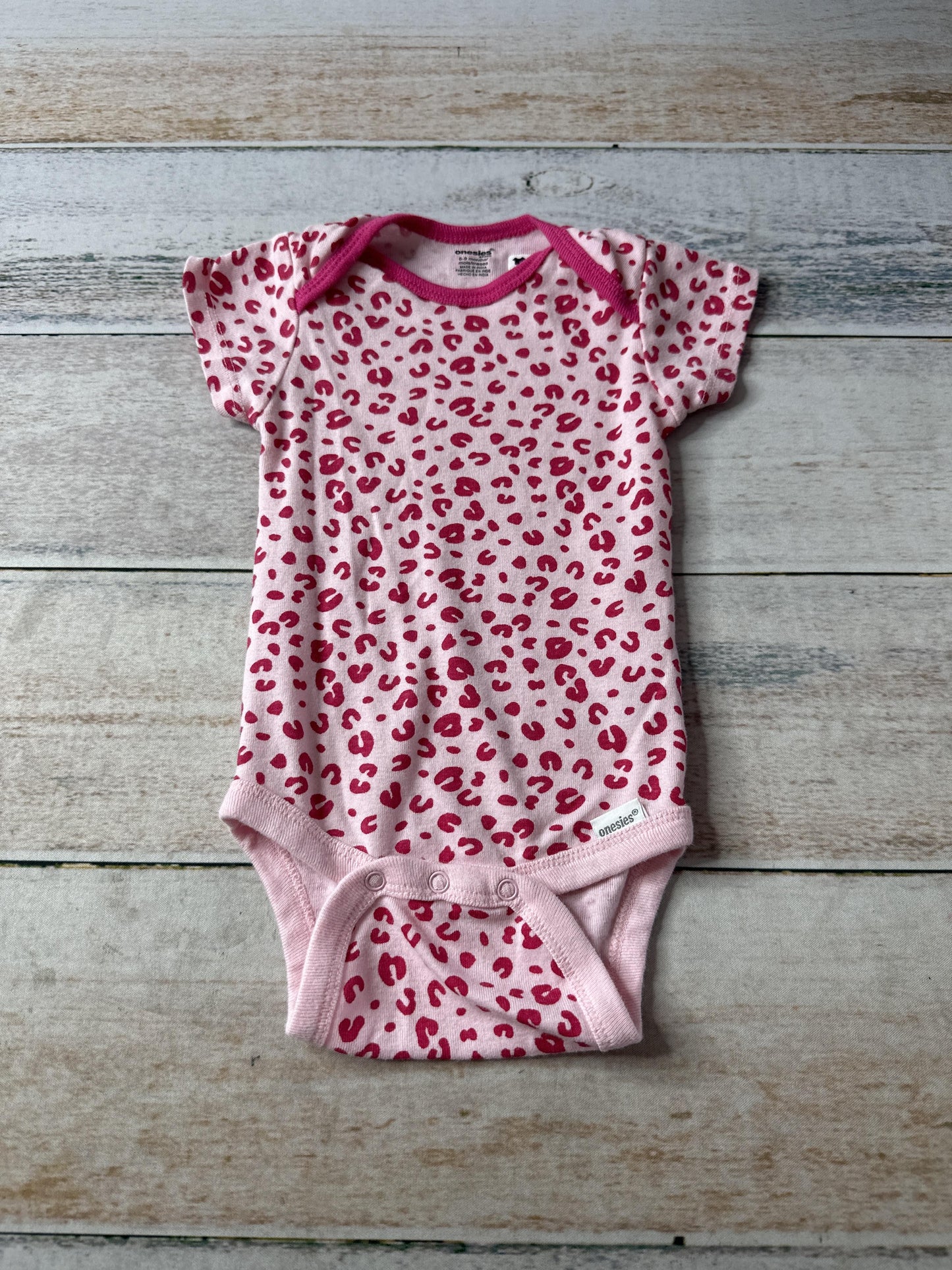 Onesies Unisex Onesie Size: 6-9 months