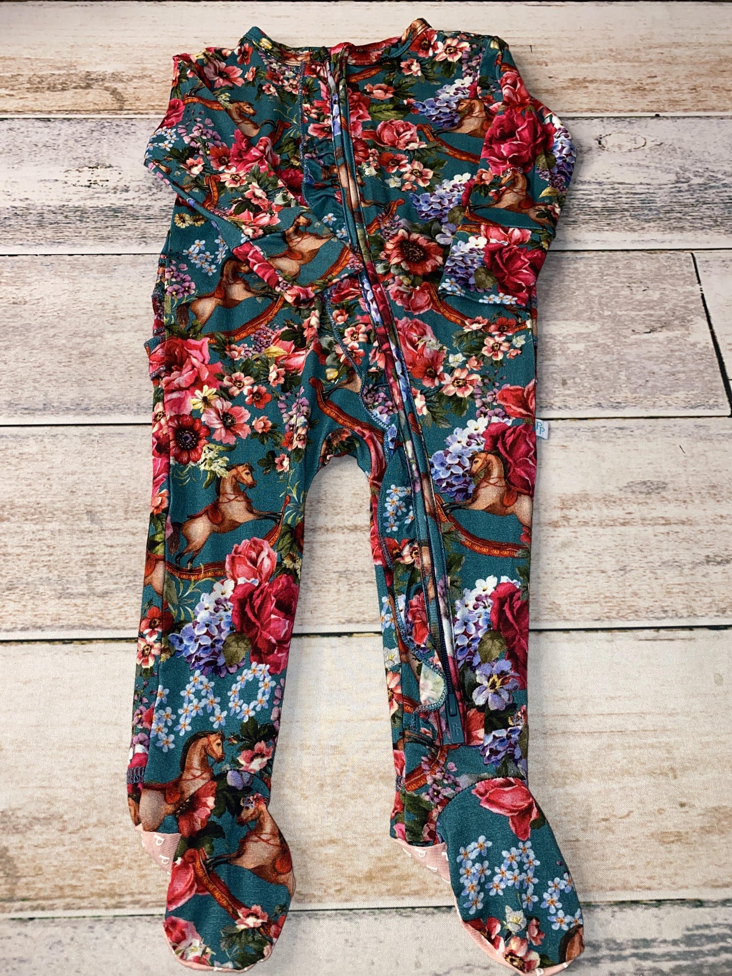Posh Peanut Girls Pajamas Size: 6-9 months