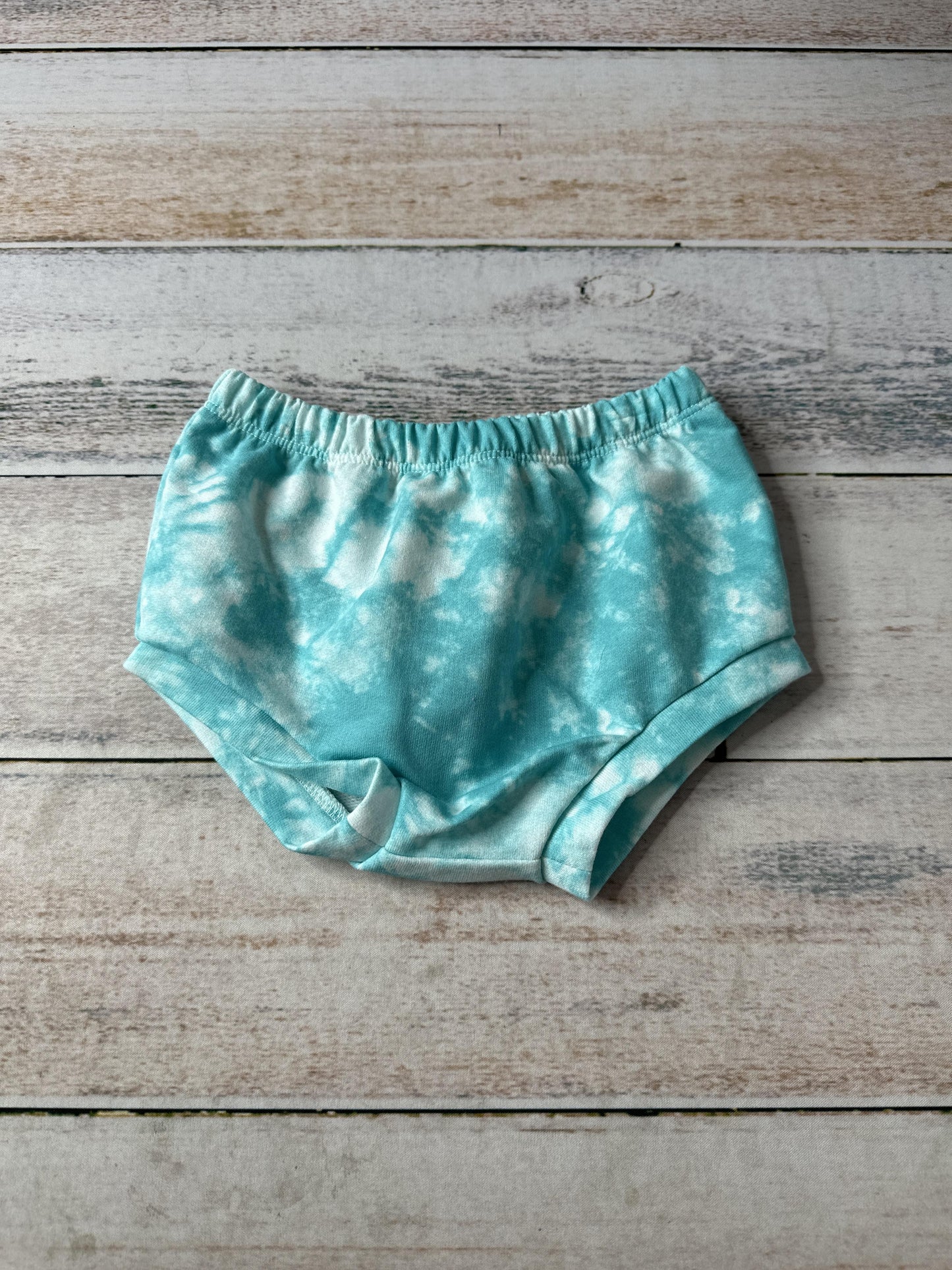Unisex Shorts Size: 6-9 months